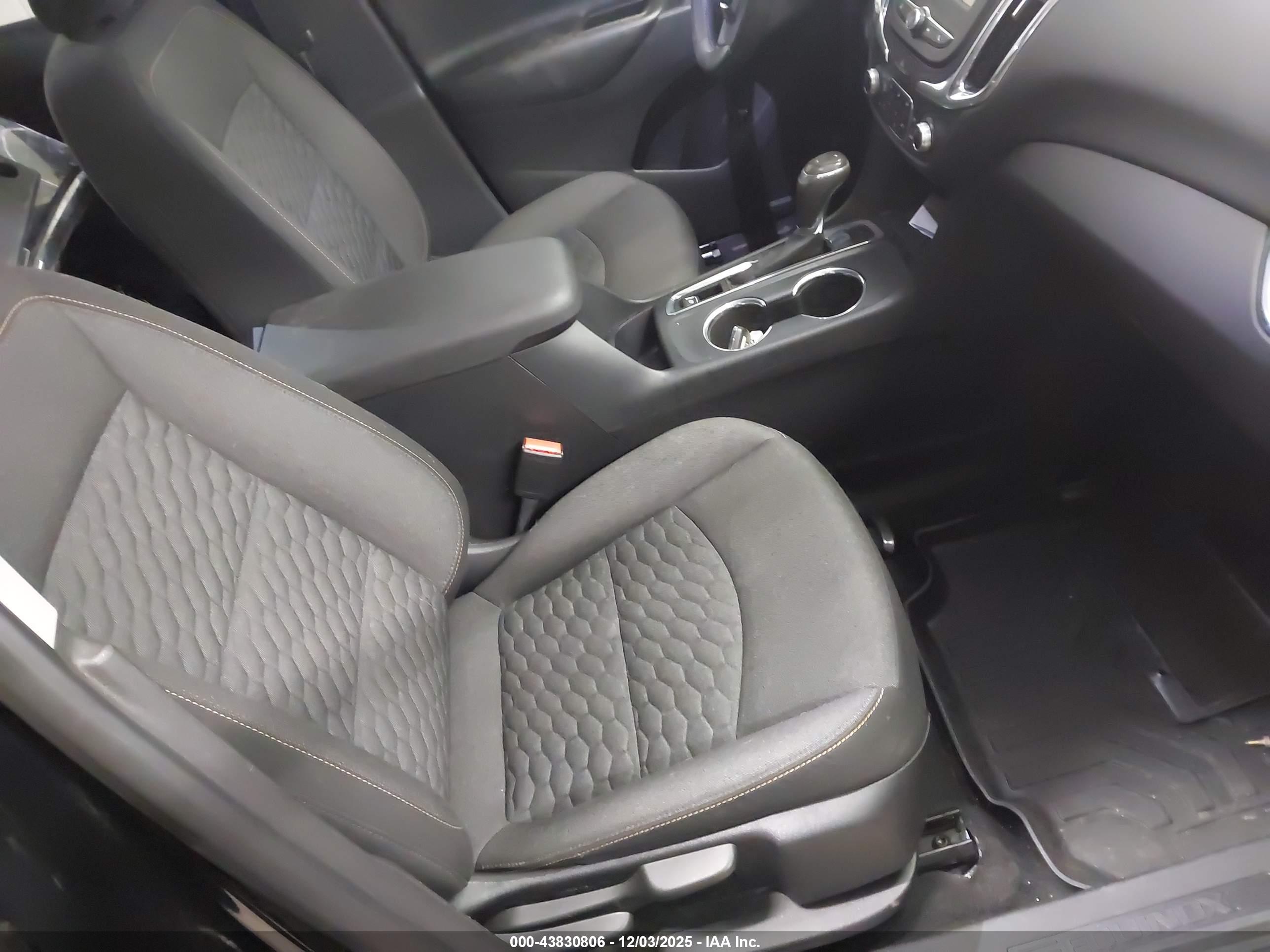 CHEVROLET EQUINOX image 5