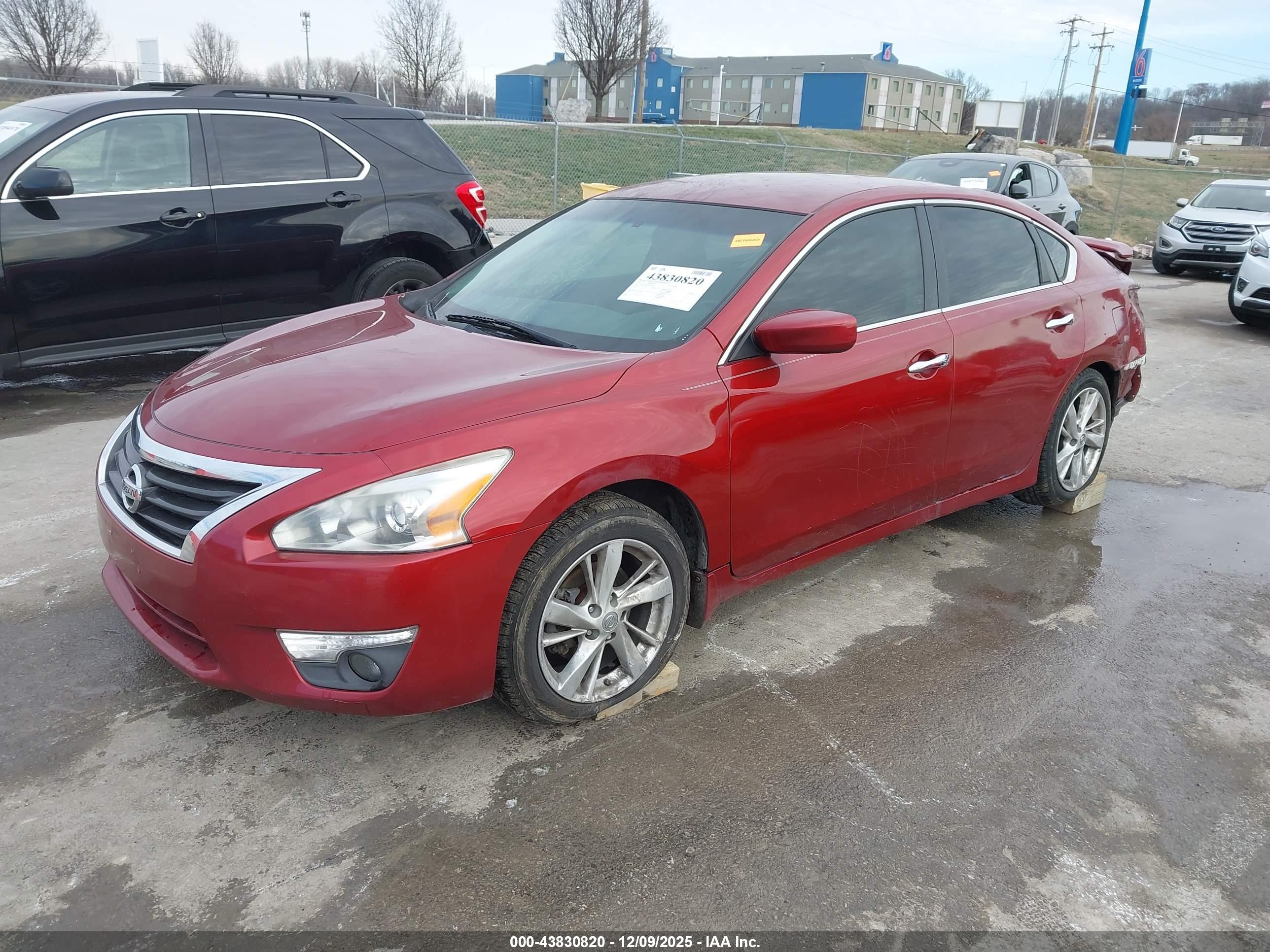 NISSAN ALTIMA image 2