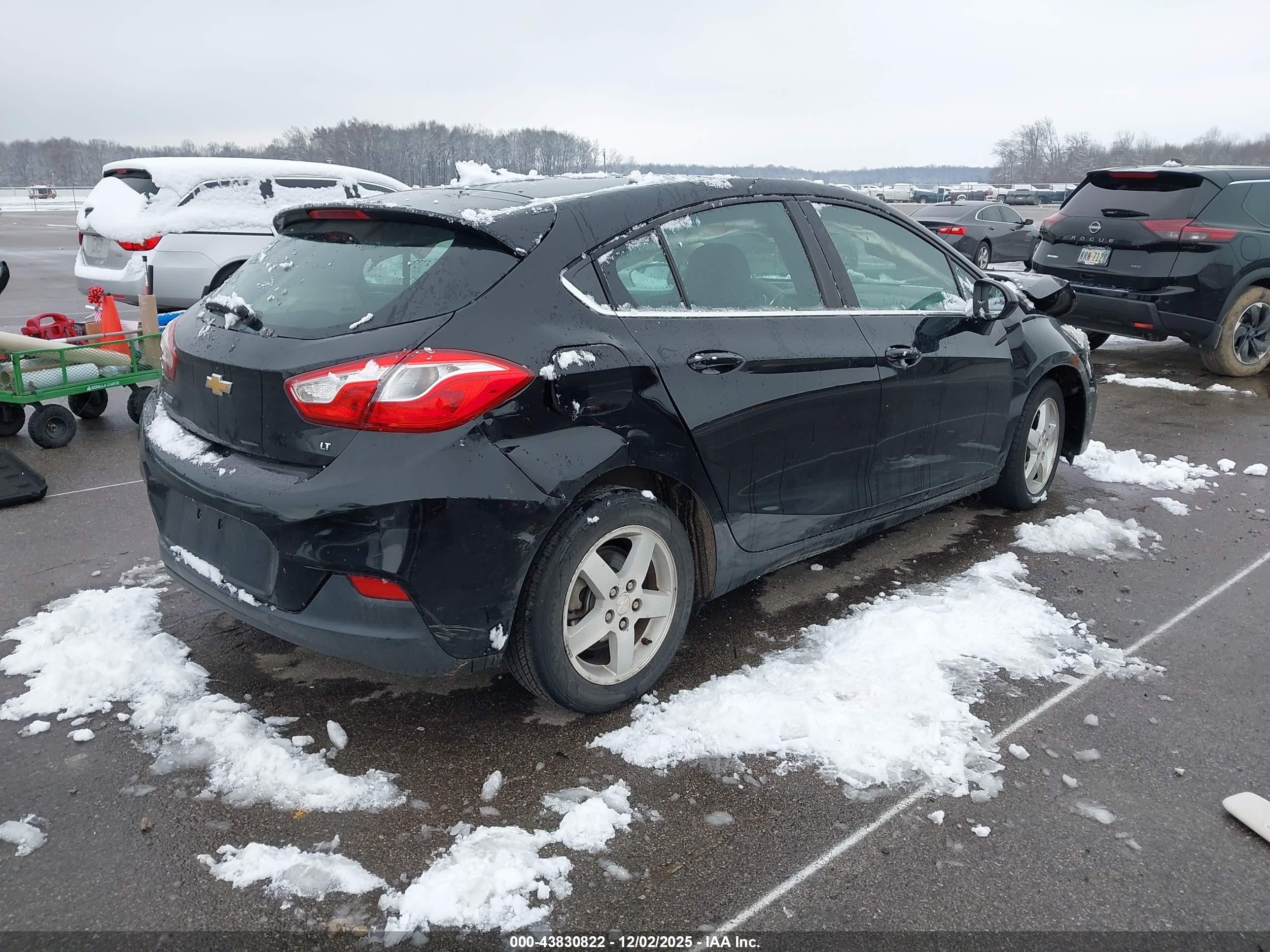 CHEVROLET CRUZE image 4