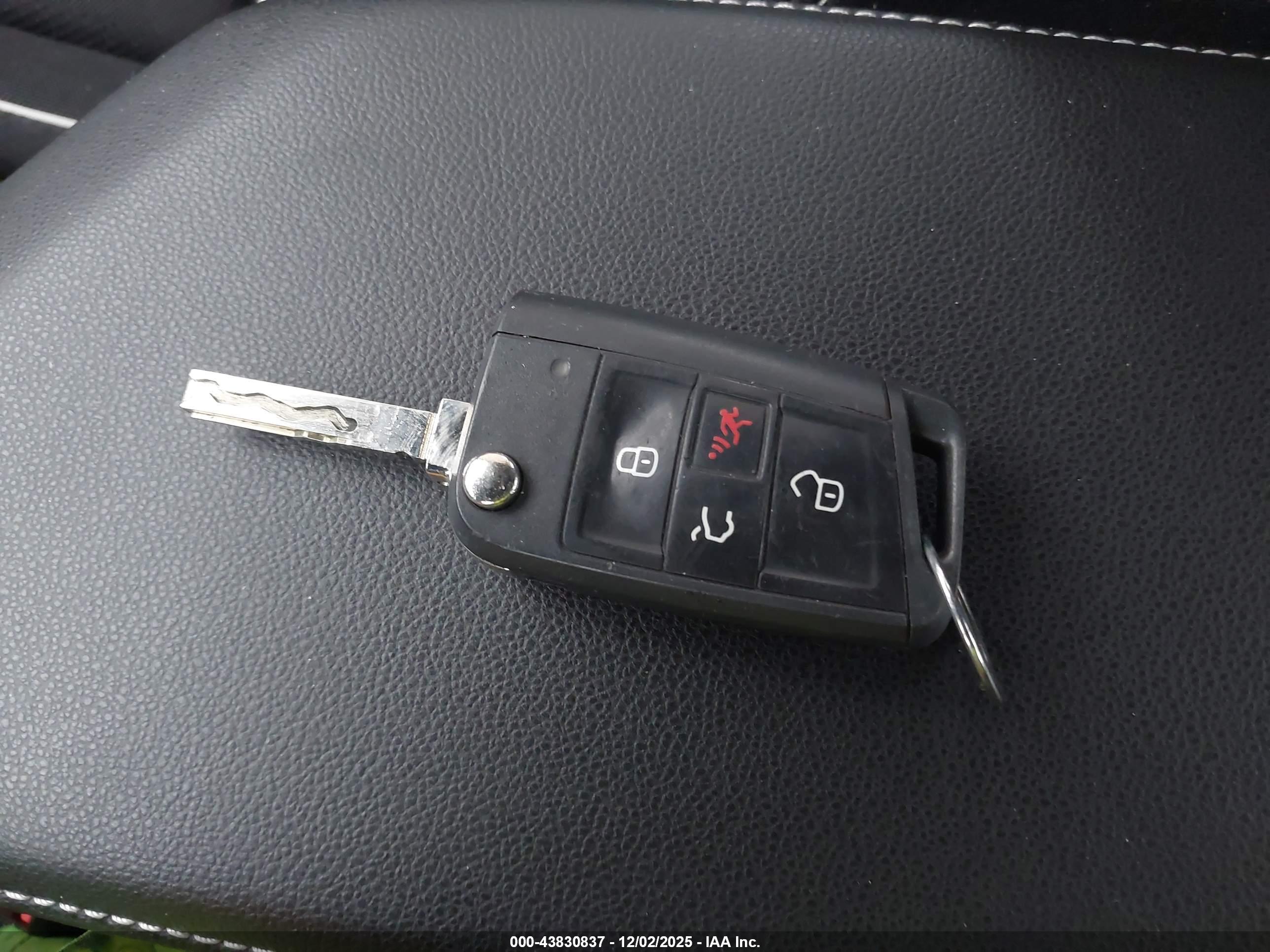 VOLKSWAGEN JETTA image 11