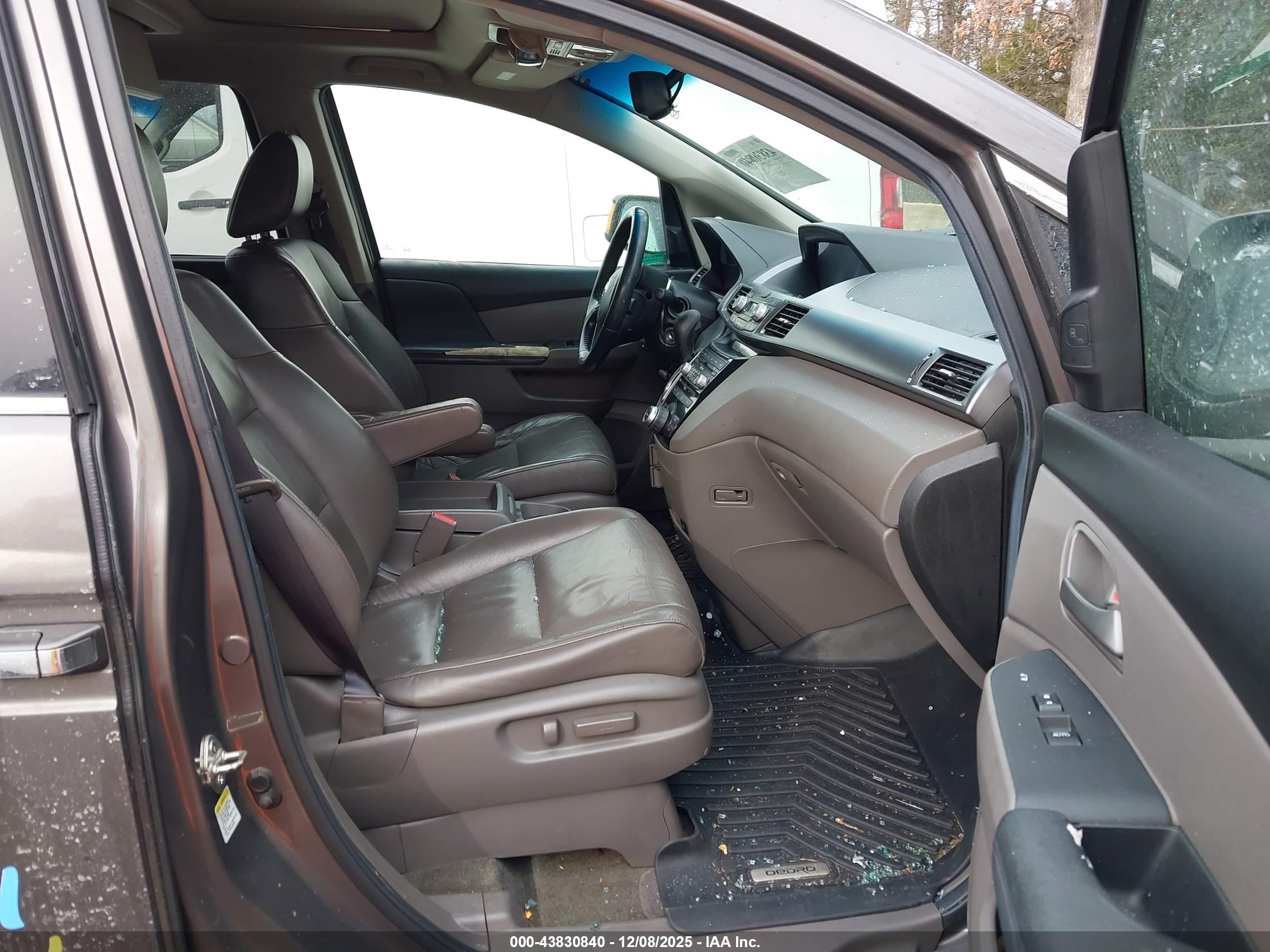 HONDA ODYSSEY image 5