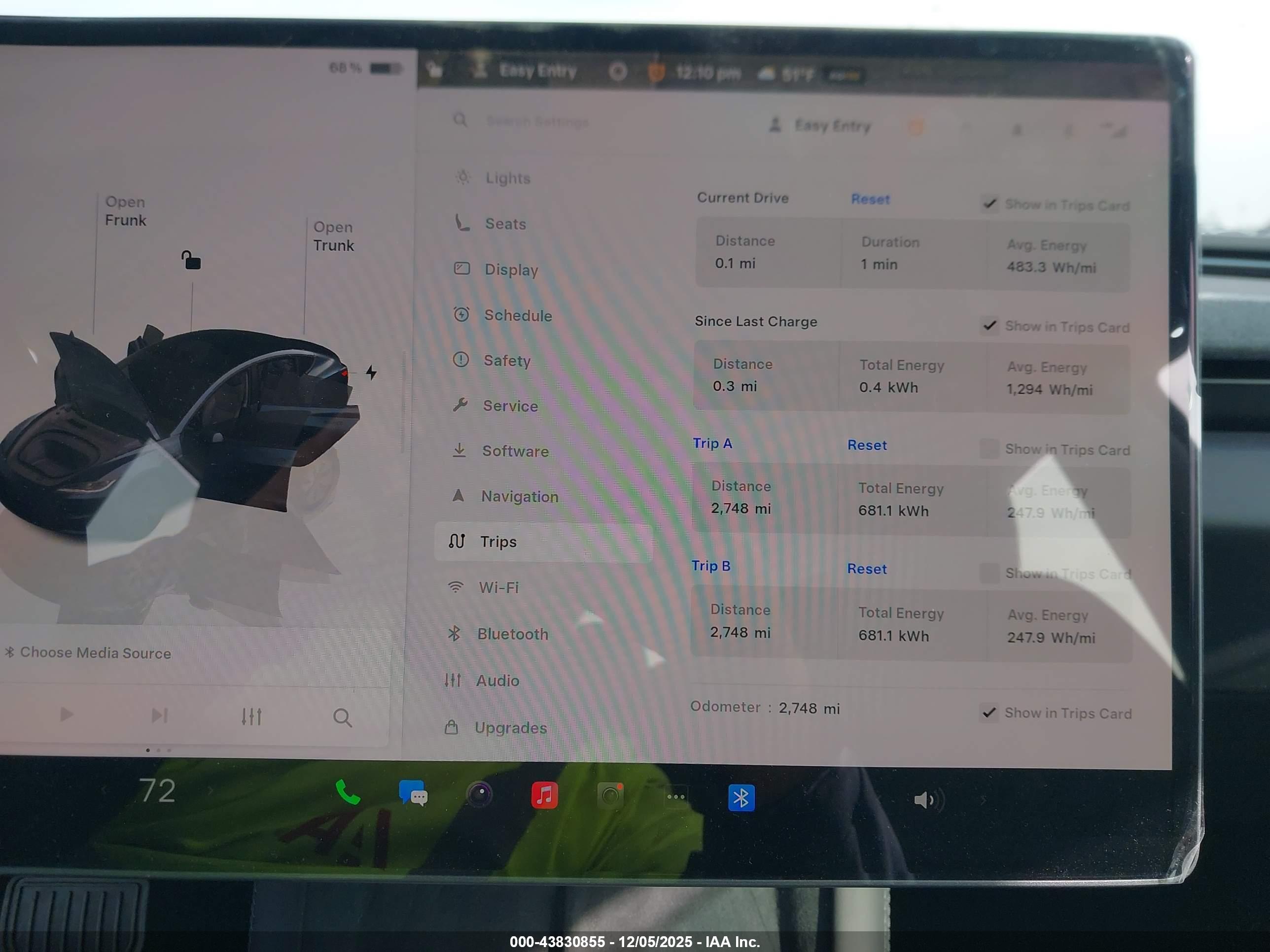 TESLA MODEL image 7