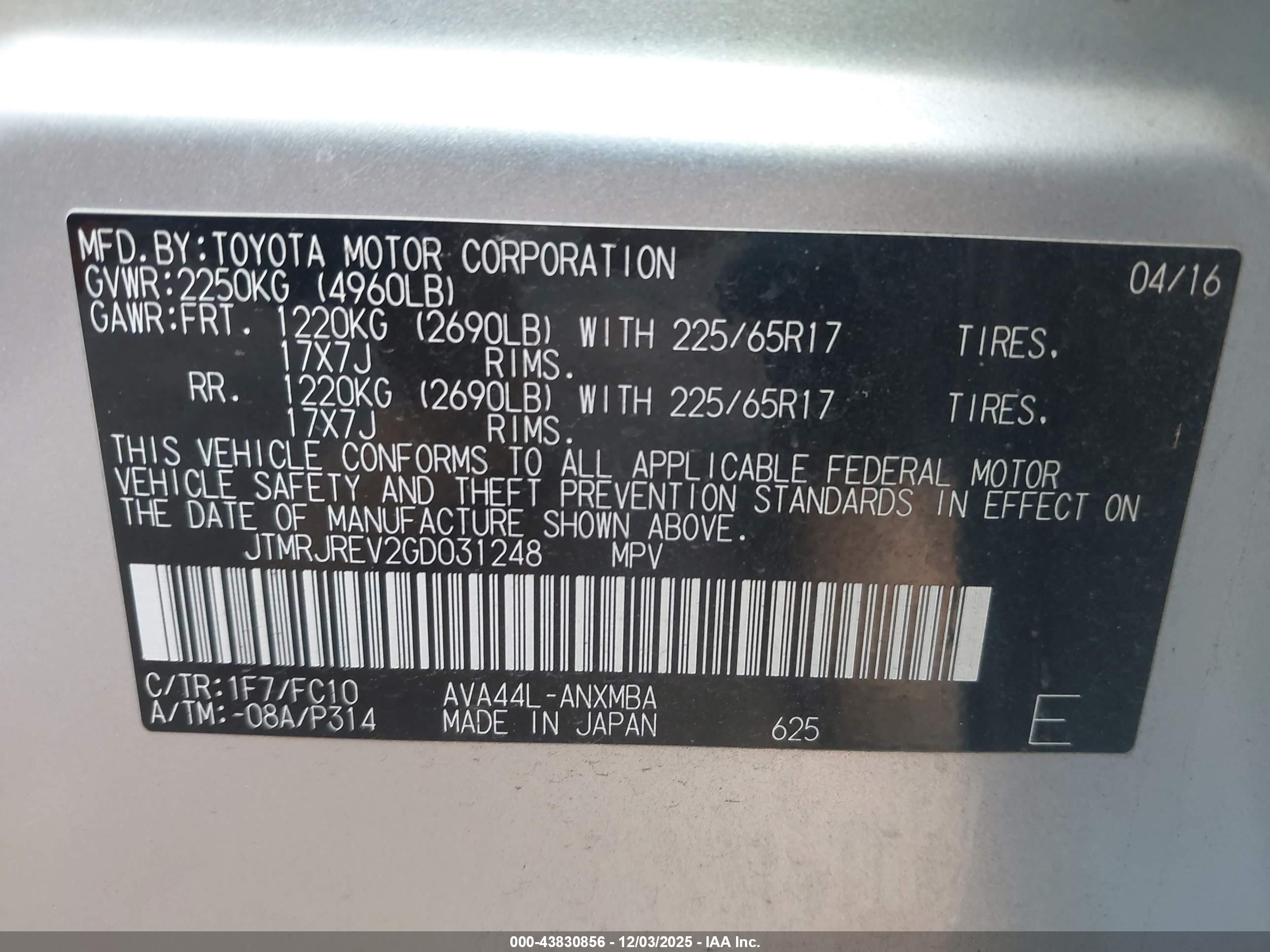 TOYOTA RAV4 image 9