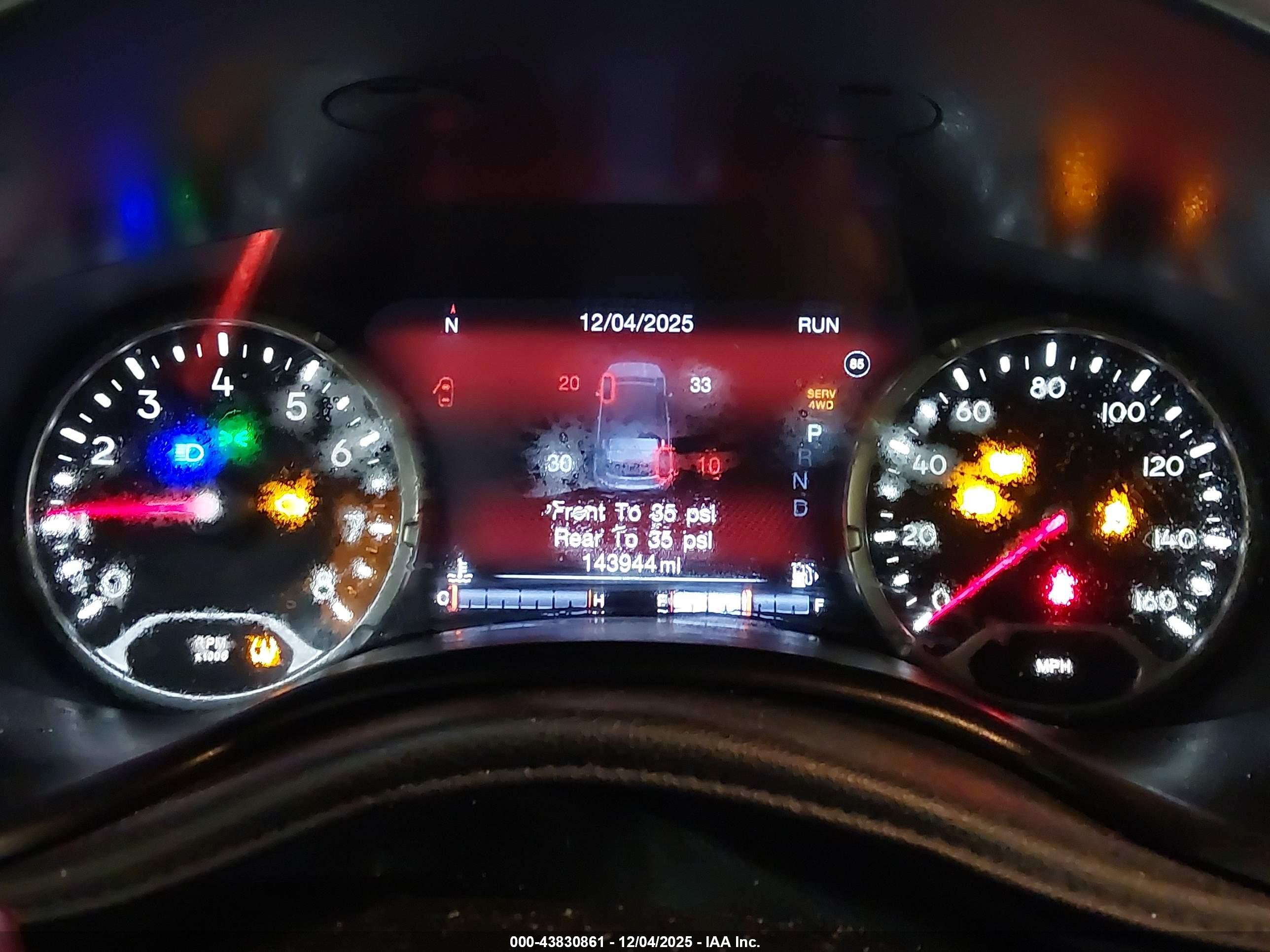JEEP RENEGADE image 7