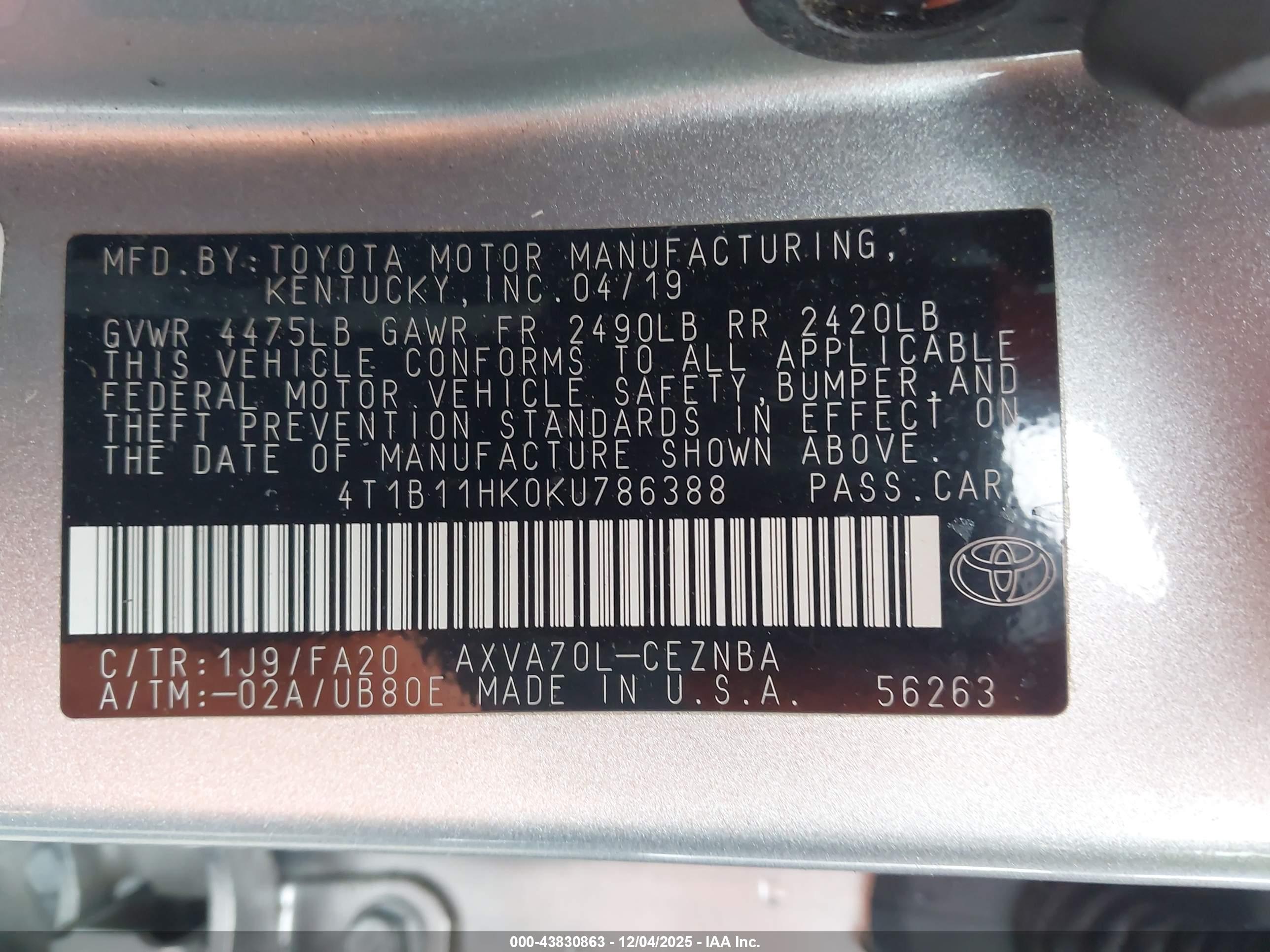 TOYOTA CAMRY image 9