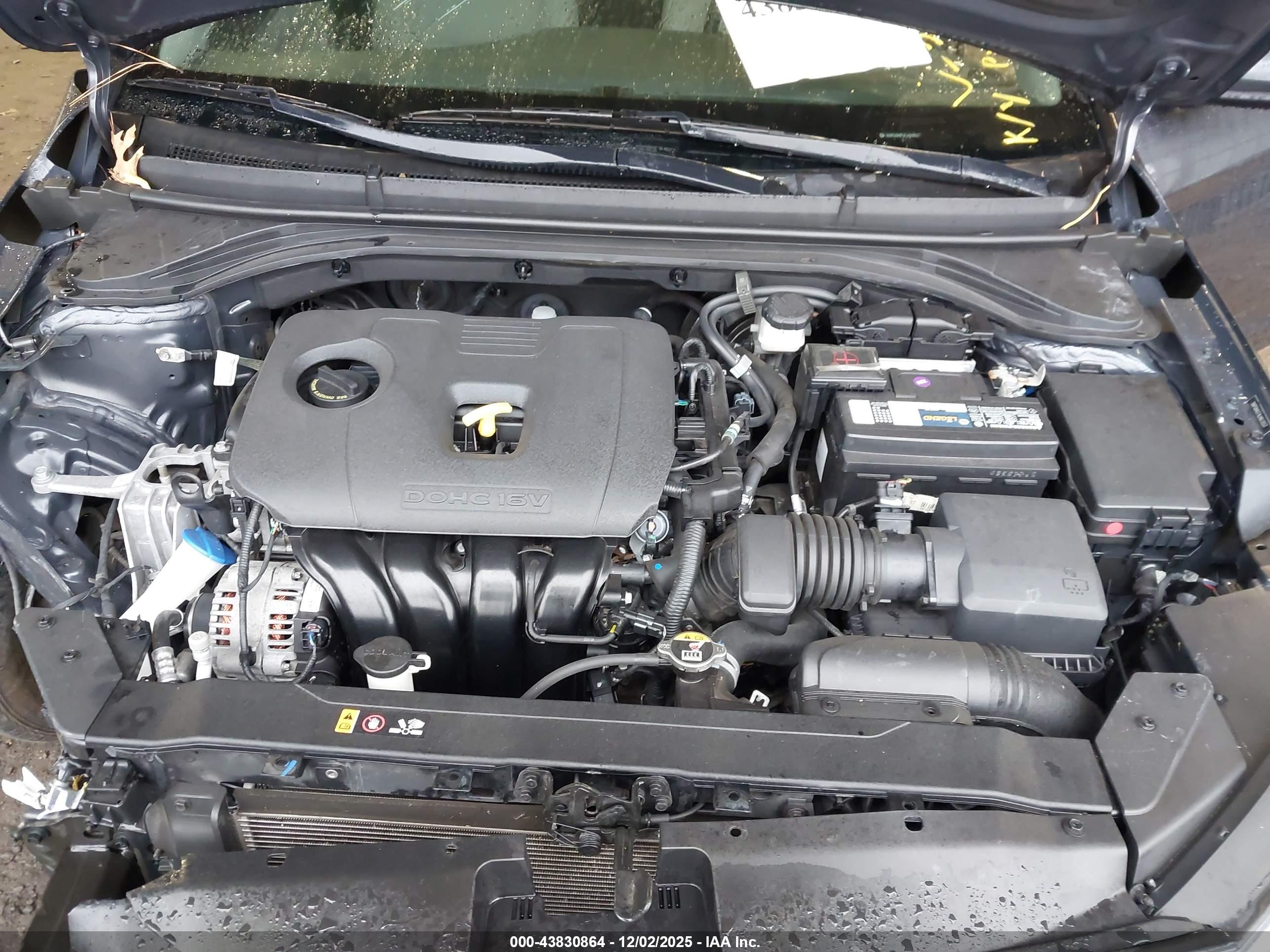 HYUNDAI ELANTRA image 10
