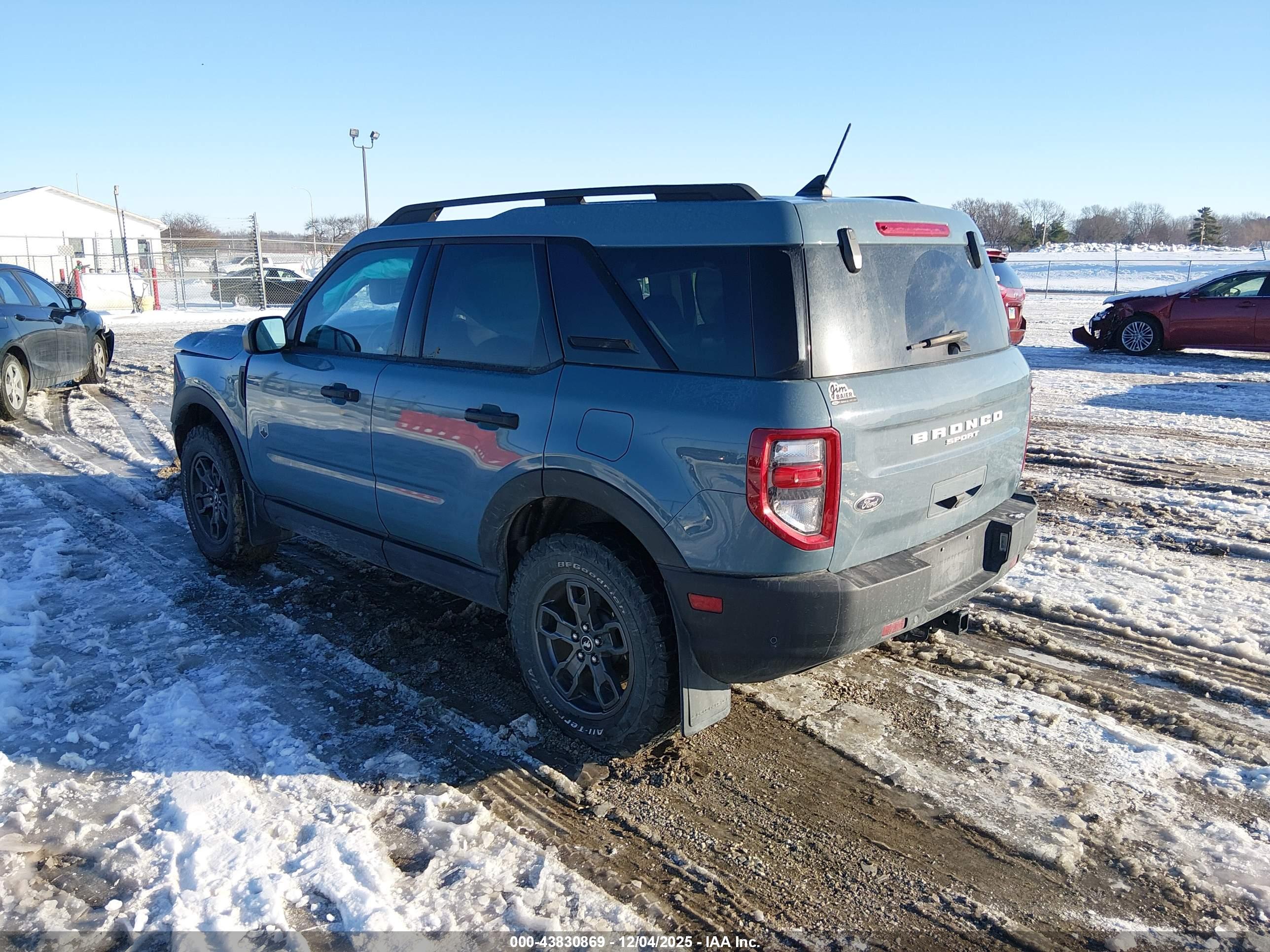 FORD BRONCO image 3
