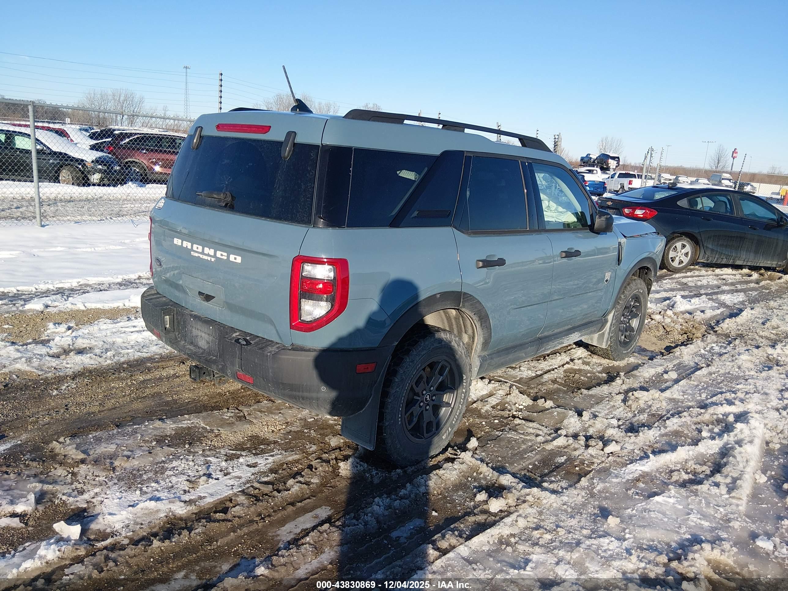 FORD BRONCO image 4