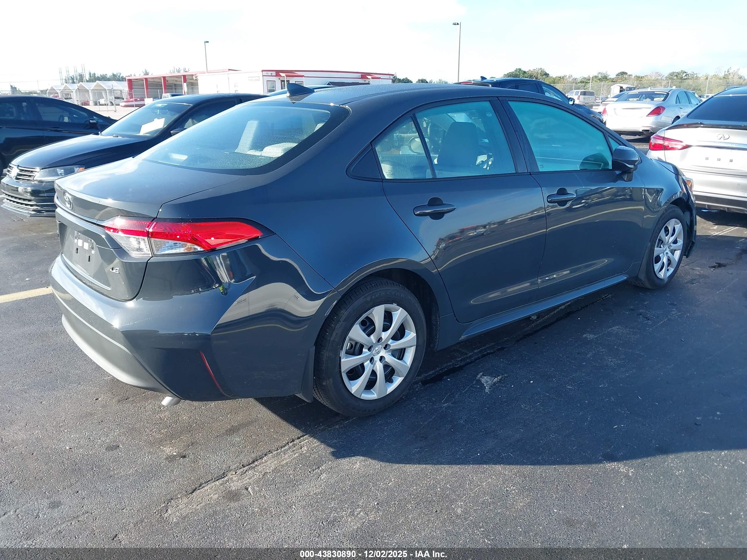 TOYOTA COROLLA image 4