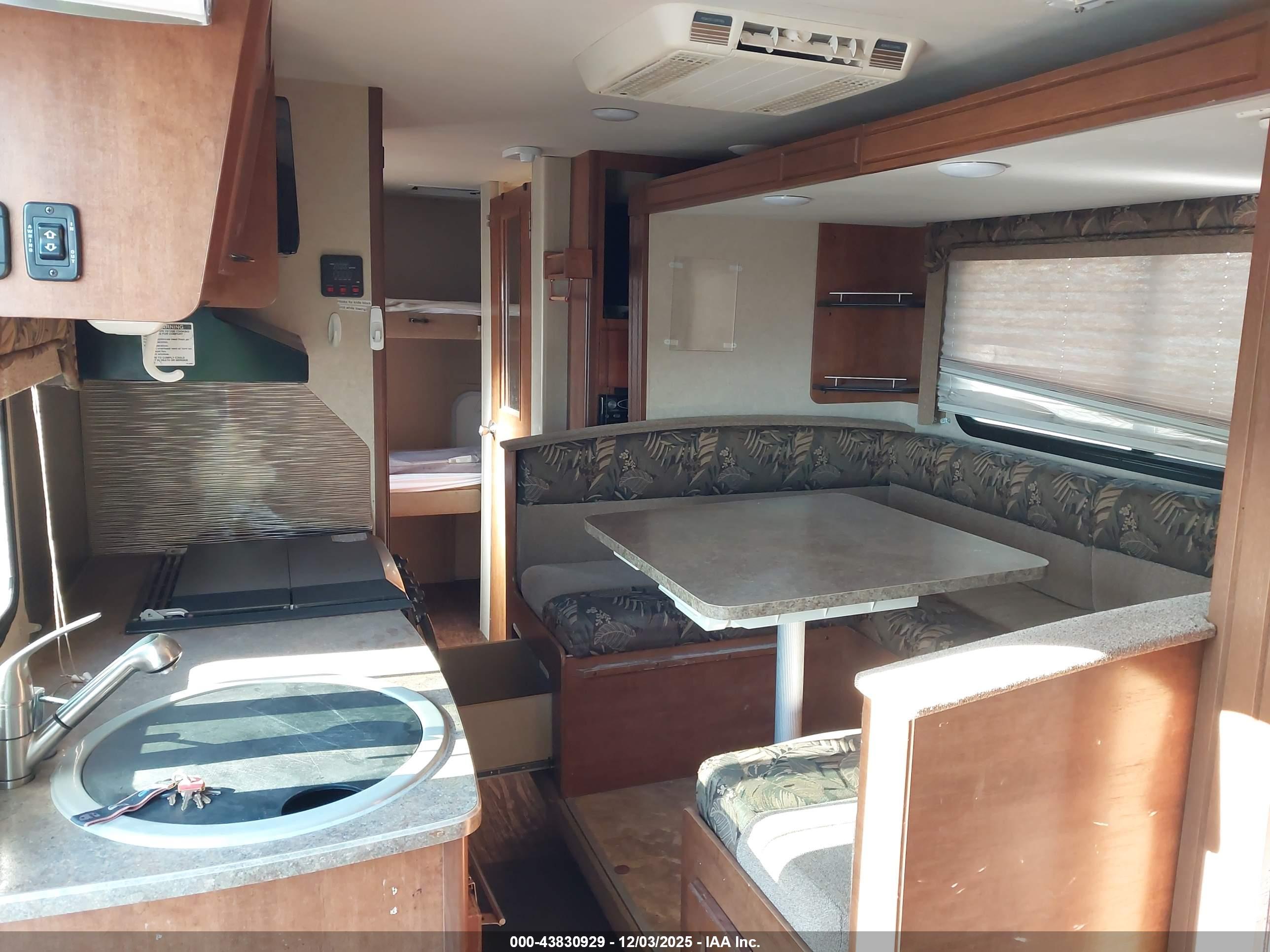 LANCE 2185 image 5