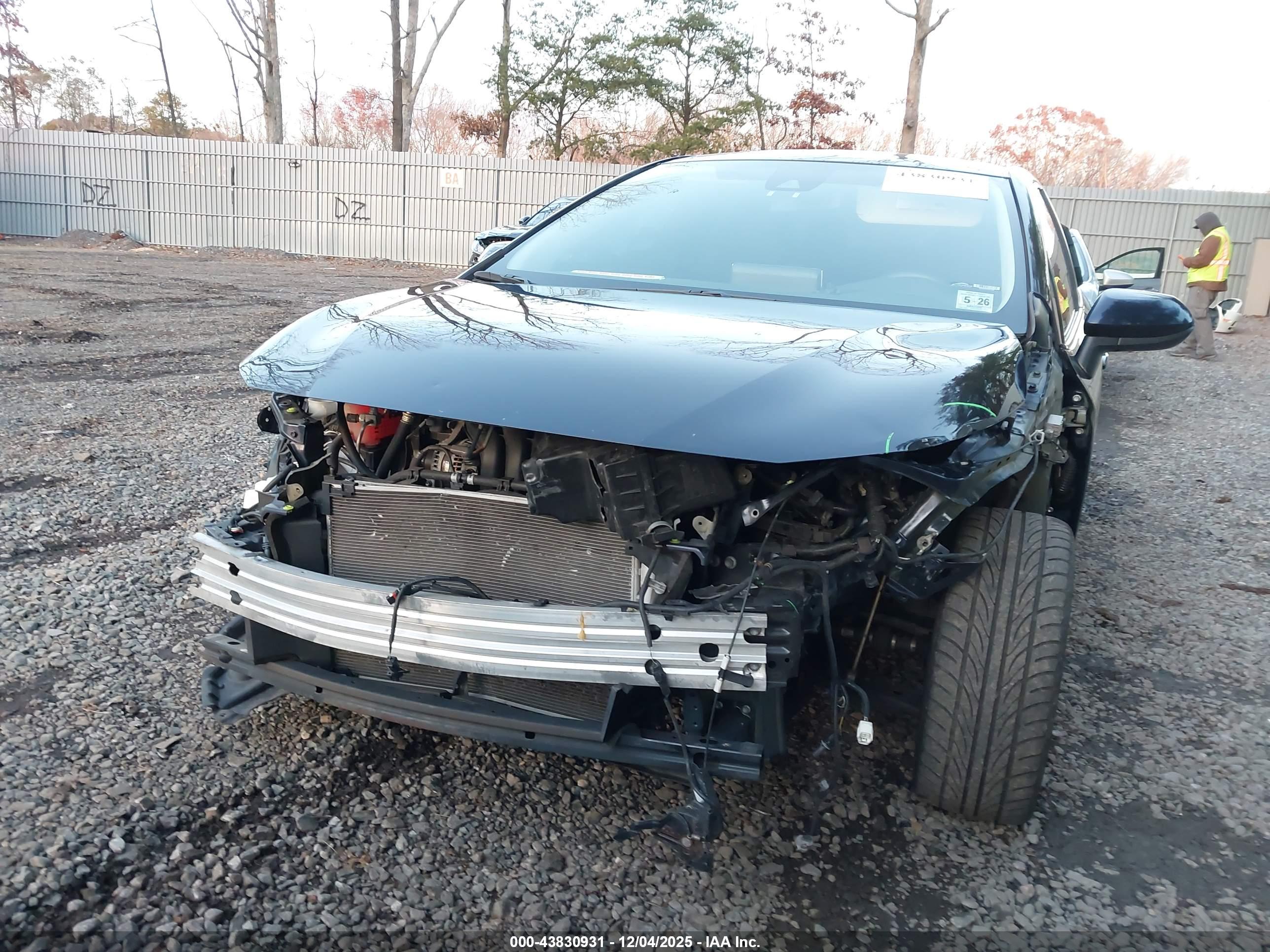 TOYOTA COROLLA image 6