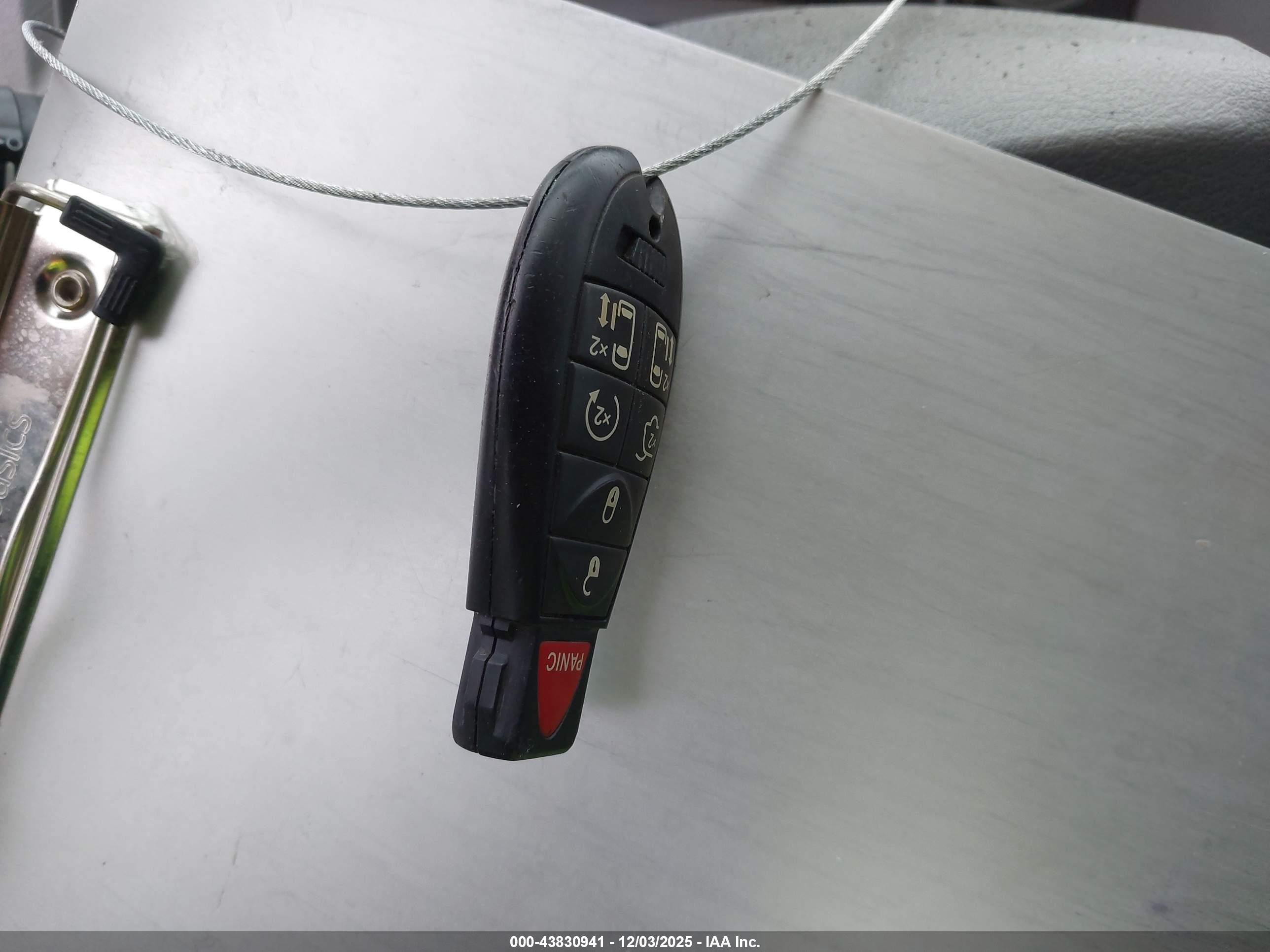 CHRYSLER TOWN image 11
