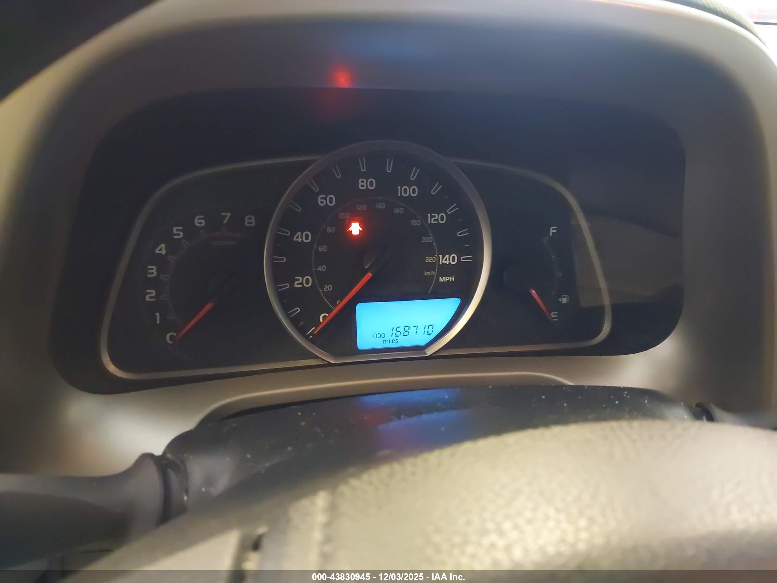 TOYOTA RAV4 image 7