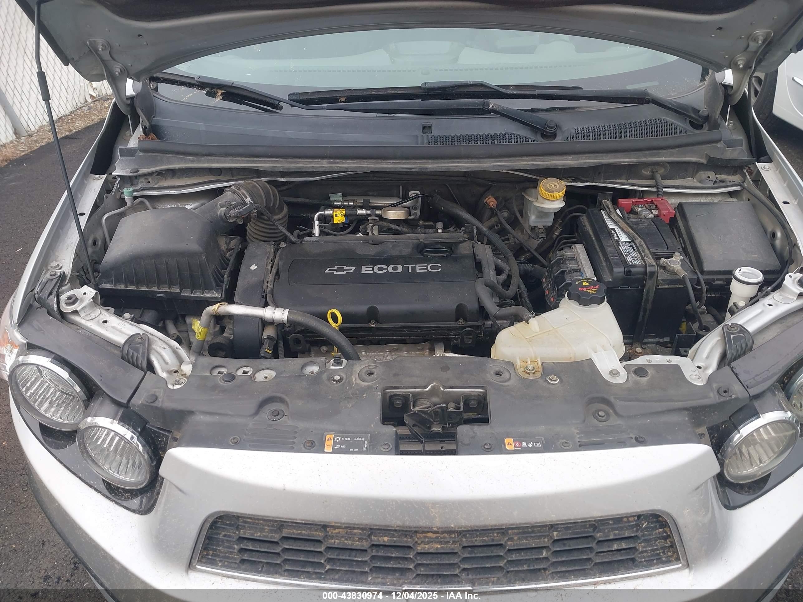 CHEVROLET SONIC image 10