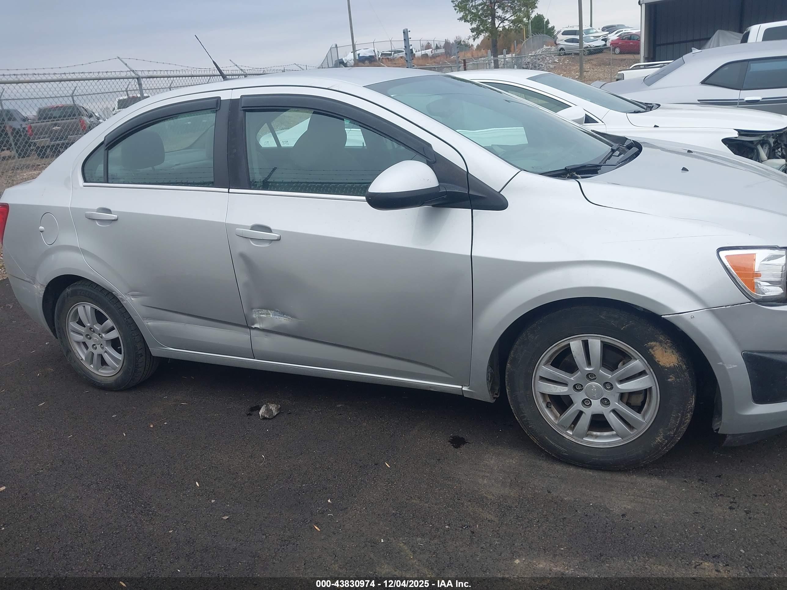 CHEVROLET SONIC image 6