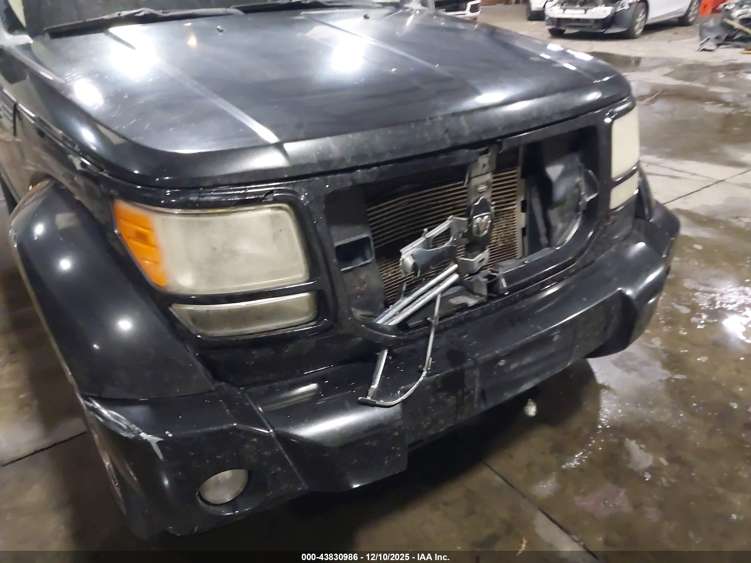 DODGE NITRO image 6