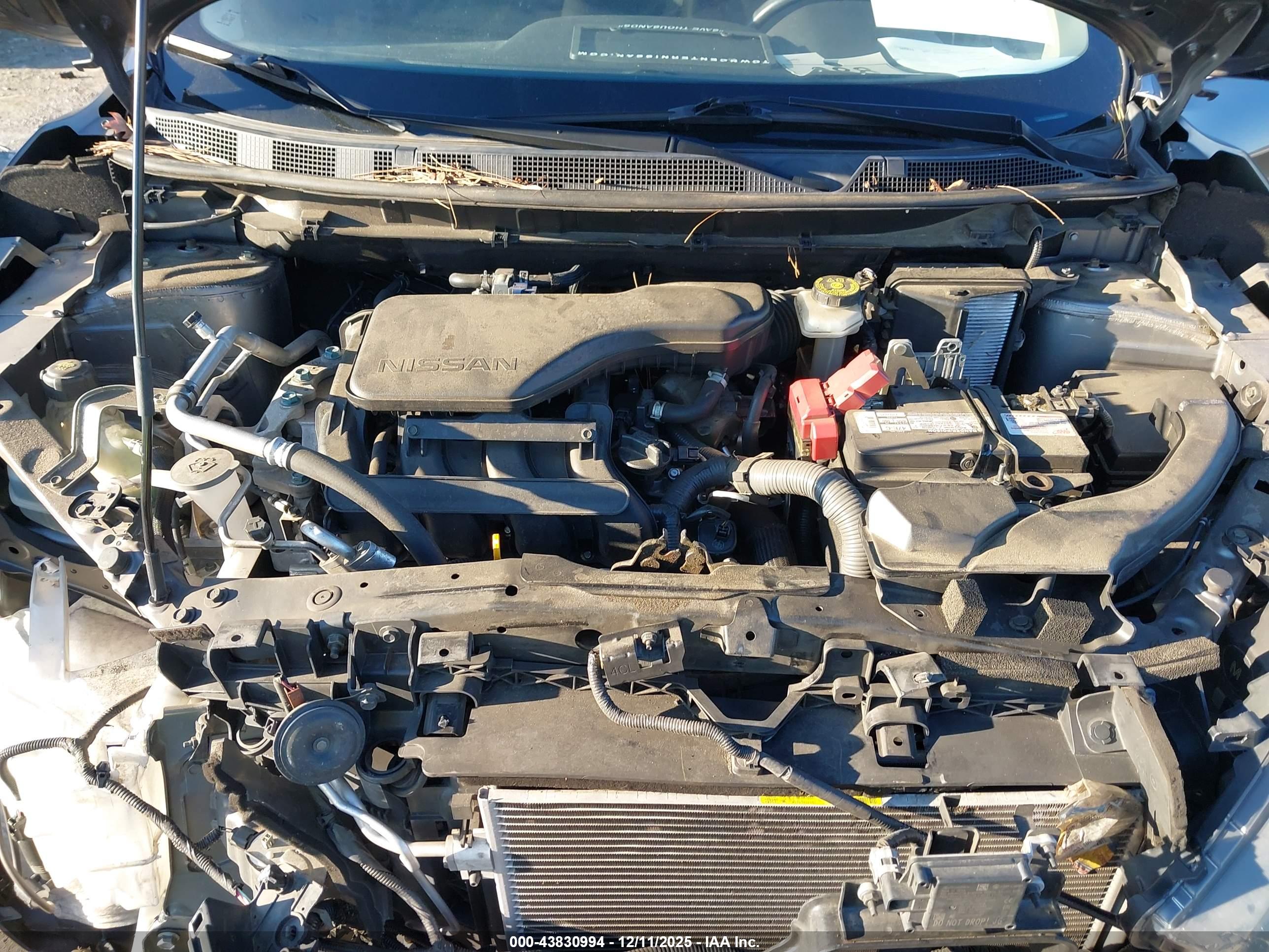 NISSAN ROGUE image 10