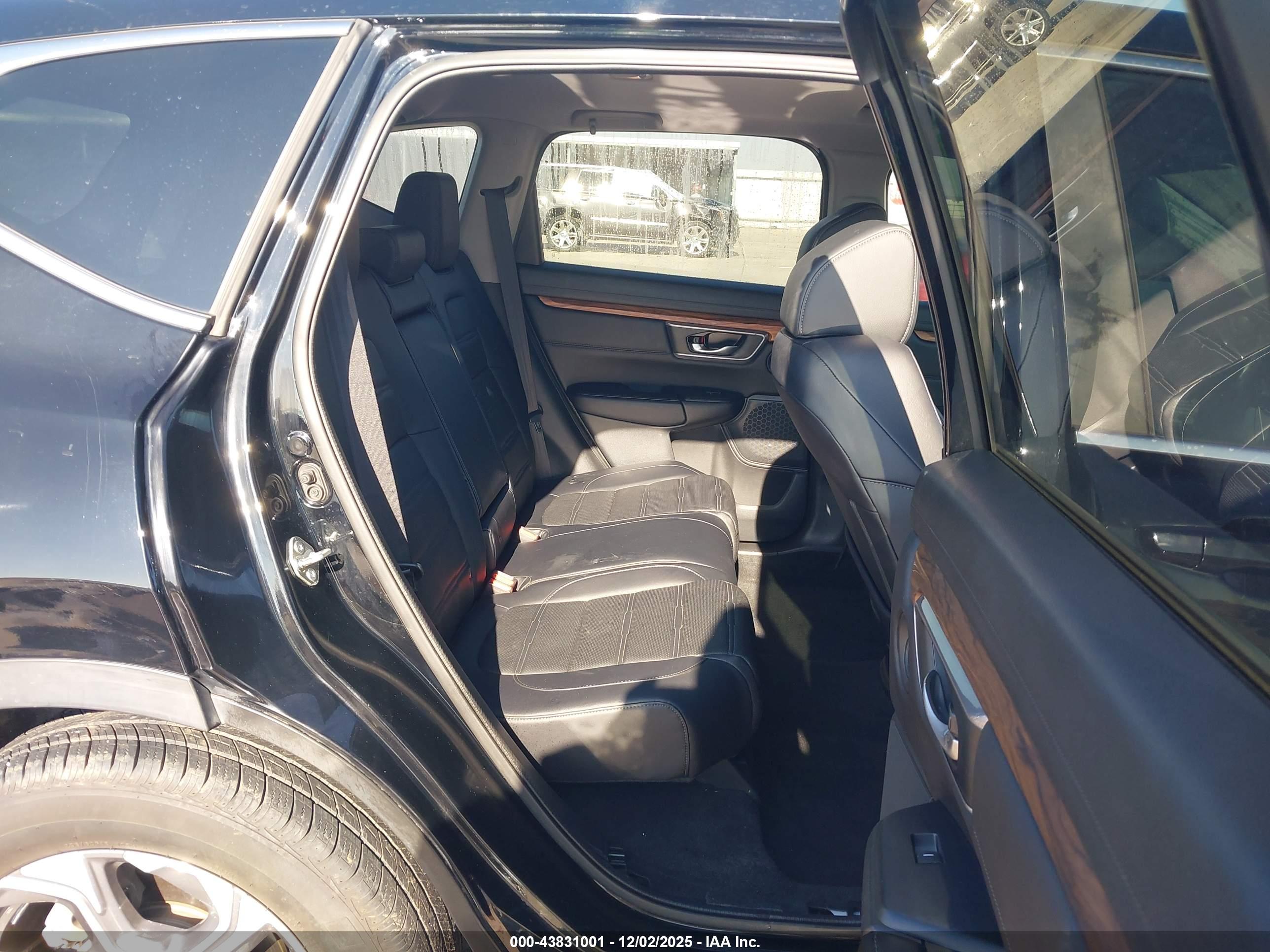 HONDA CR-V image 8