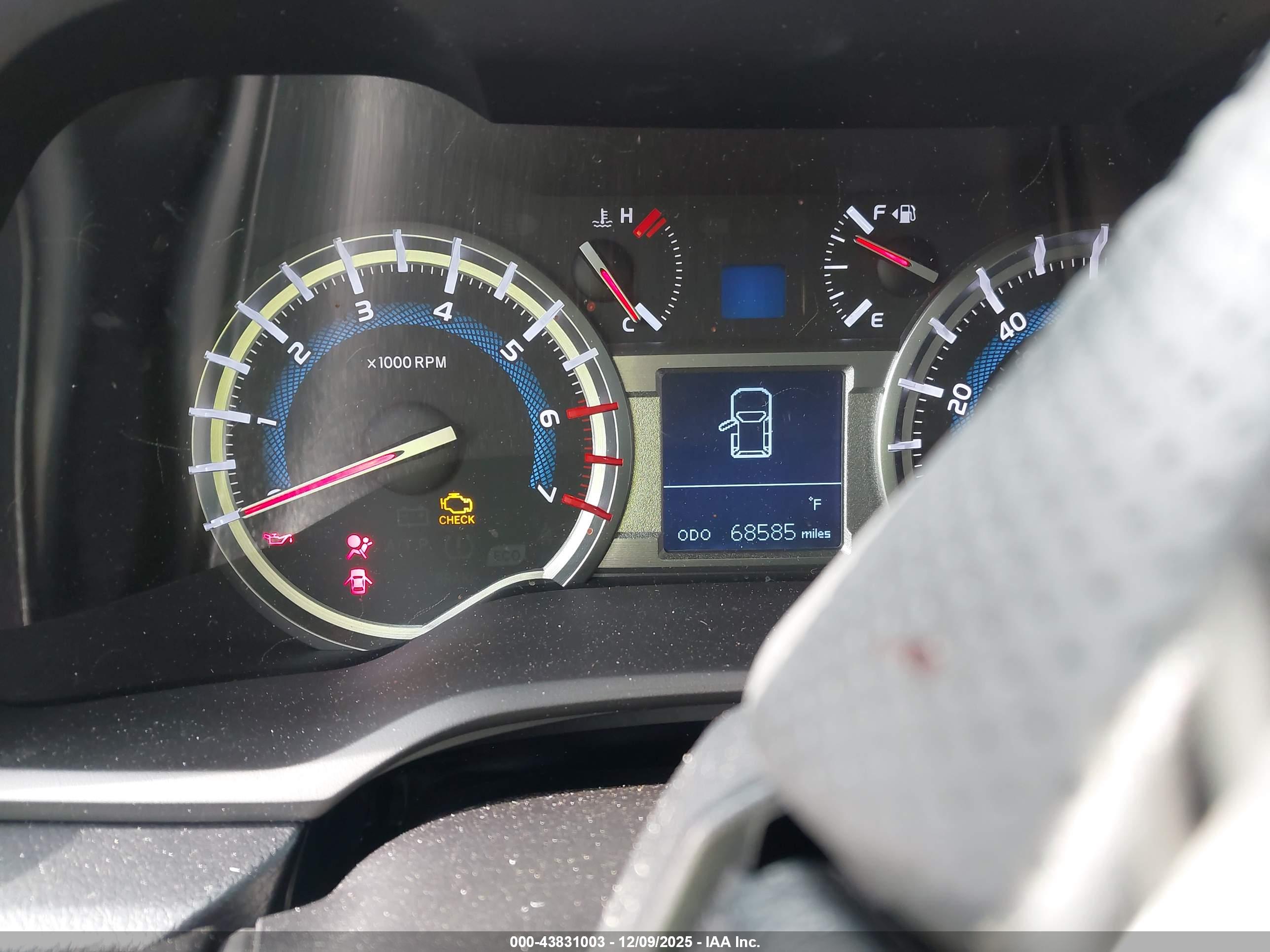 TOYOTA 4RUNNER image 7