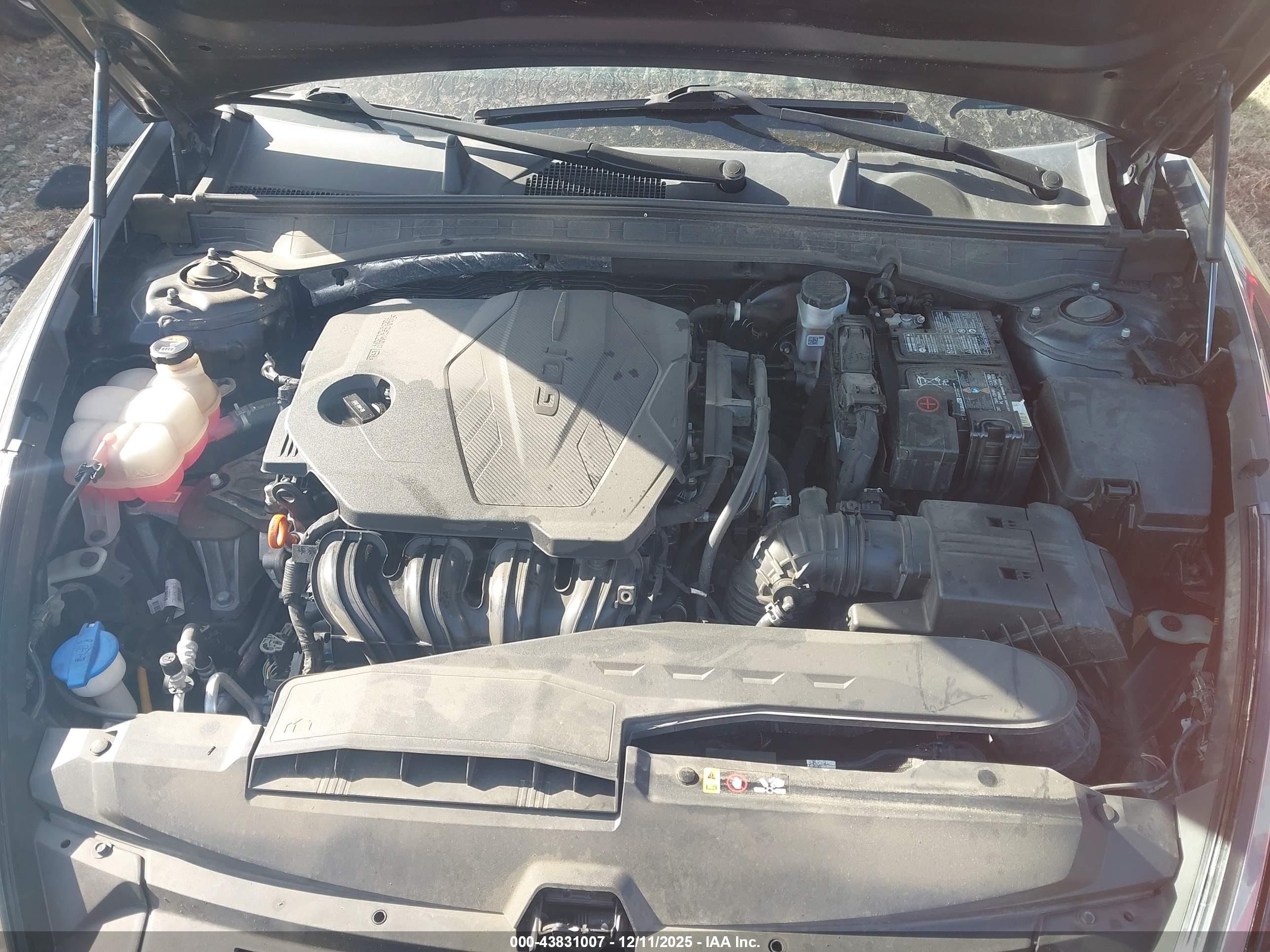 HYUNDAI SONATA image 10