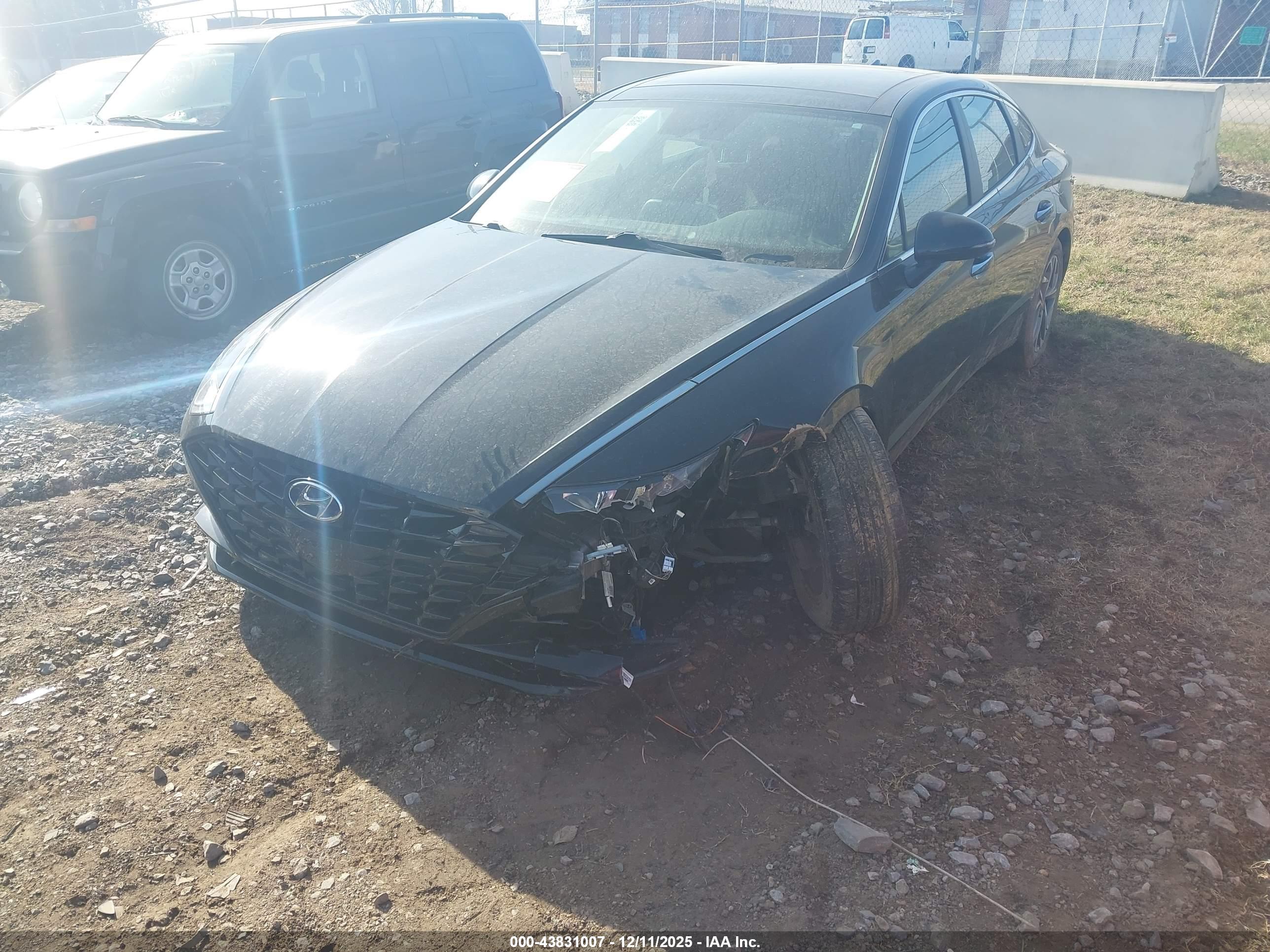 HYUNDAI SONATA image 6