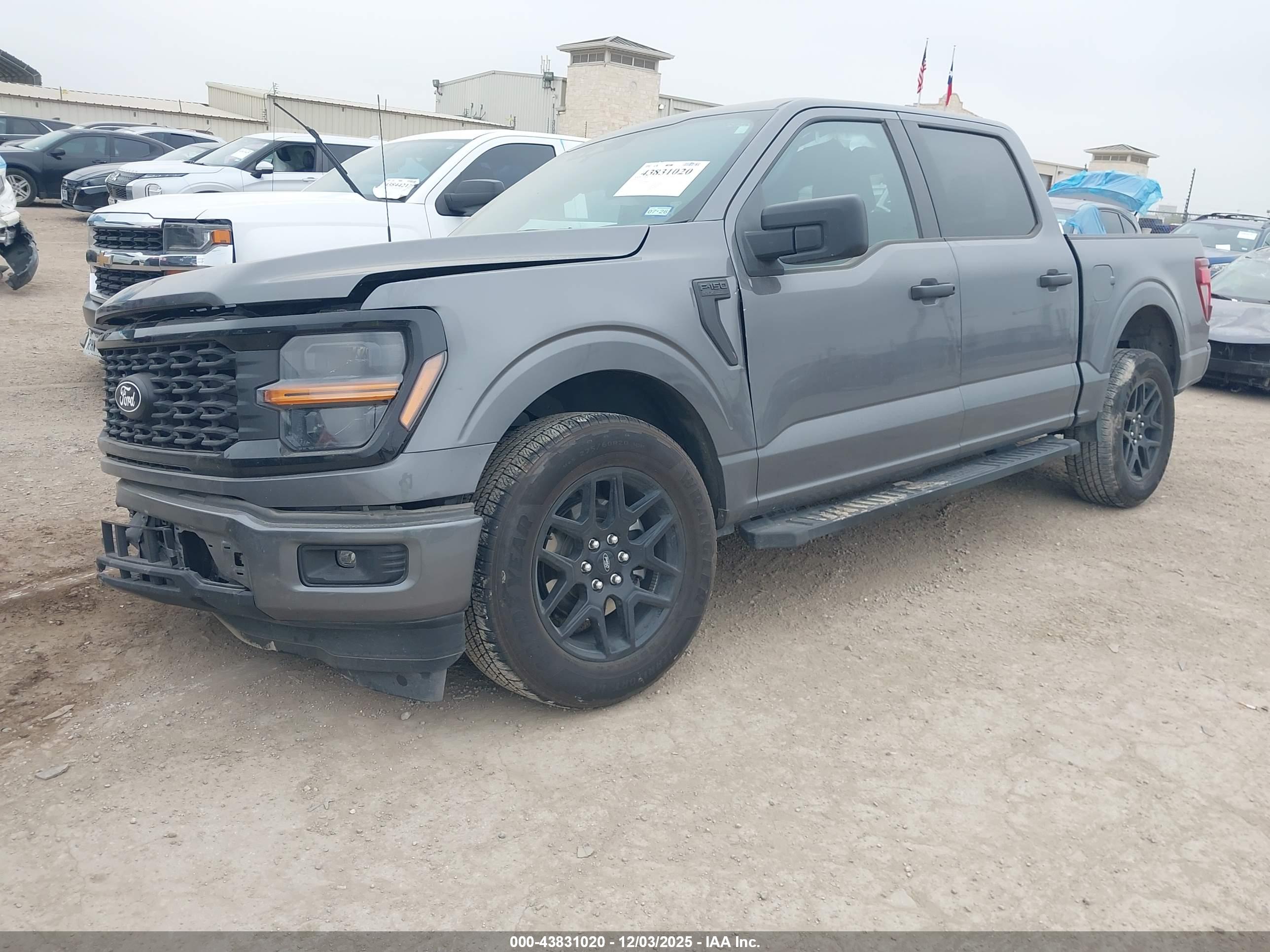 FORD F-150 image 2