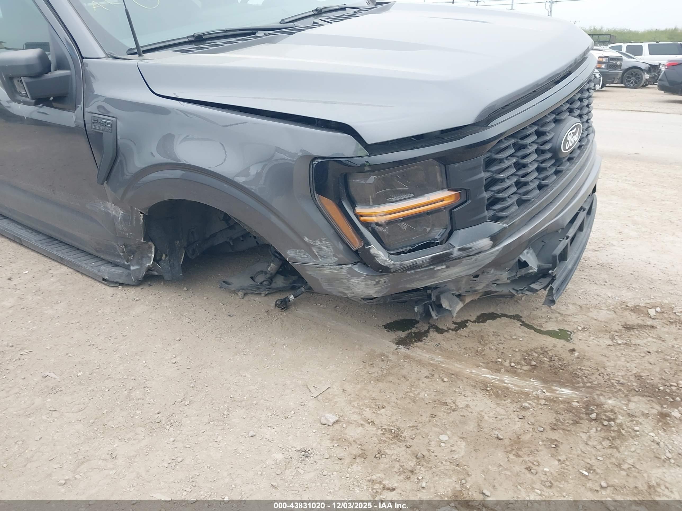 FORD F-150 image 6