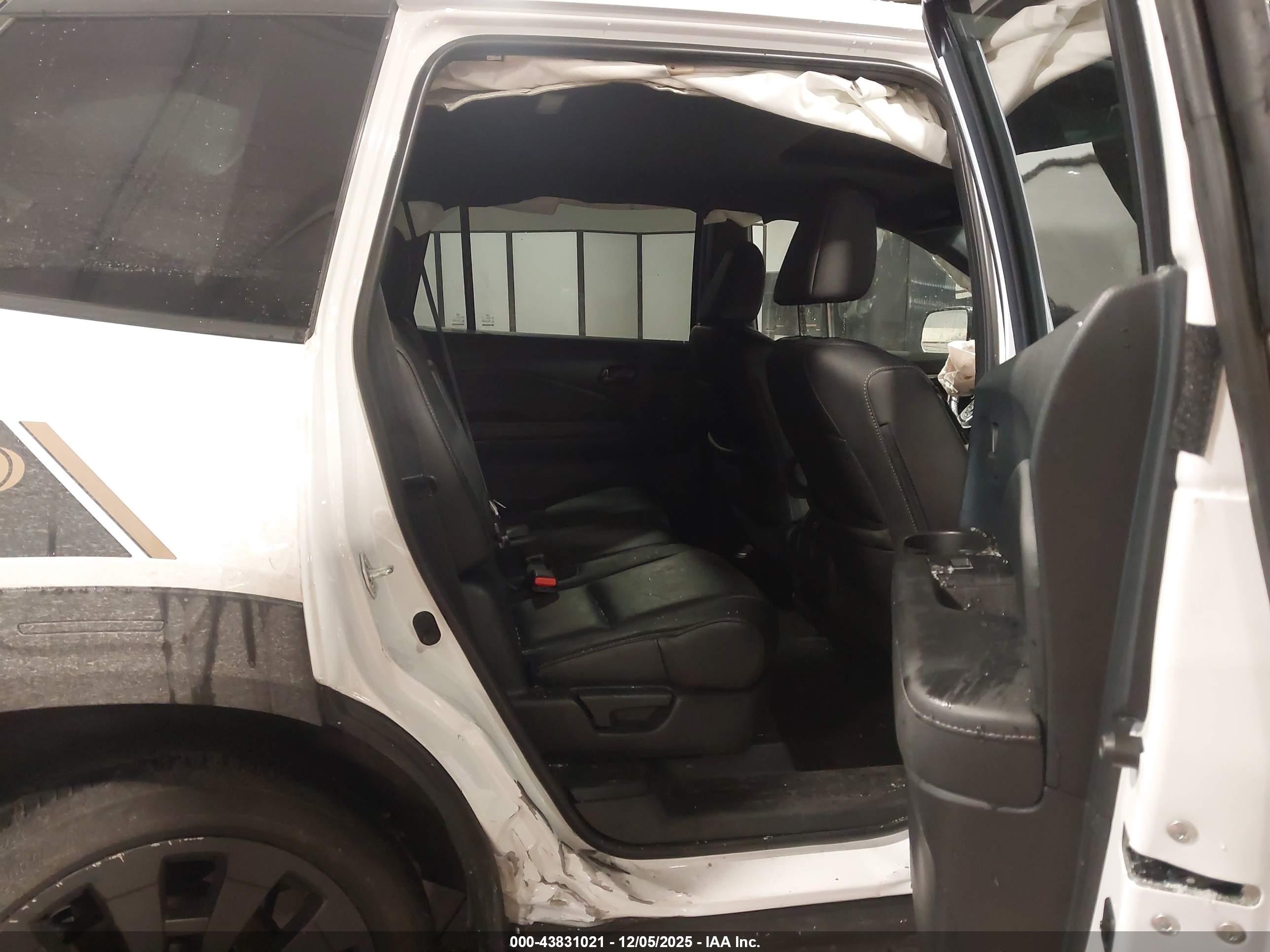 HONDA PASSPORT image 8