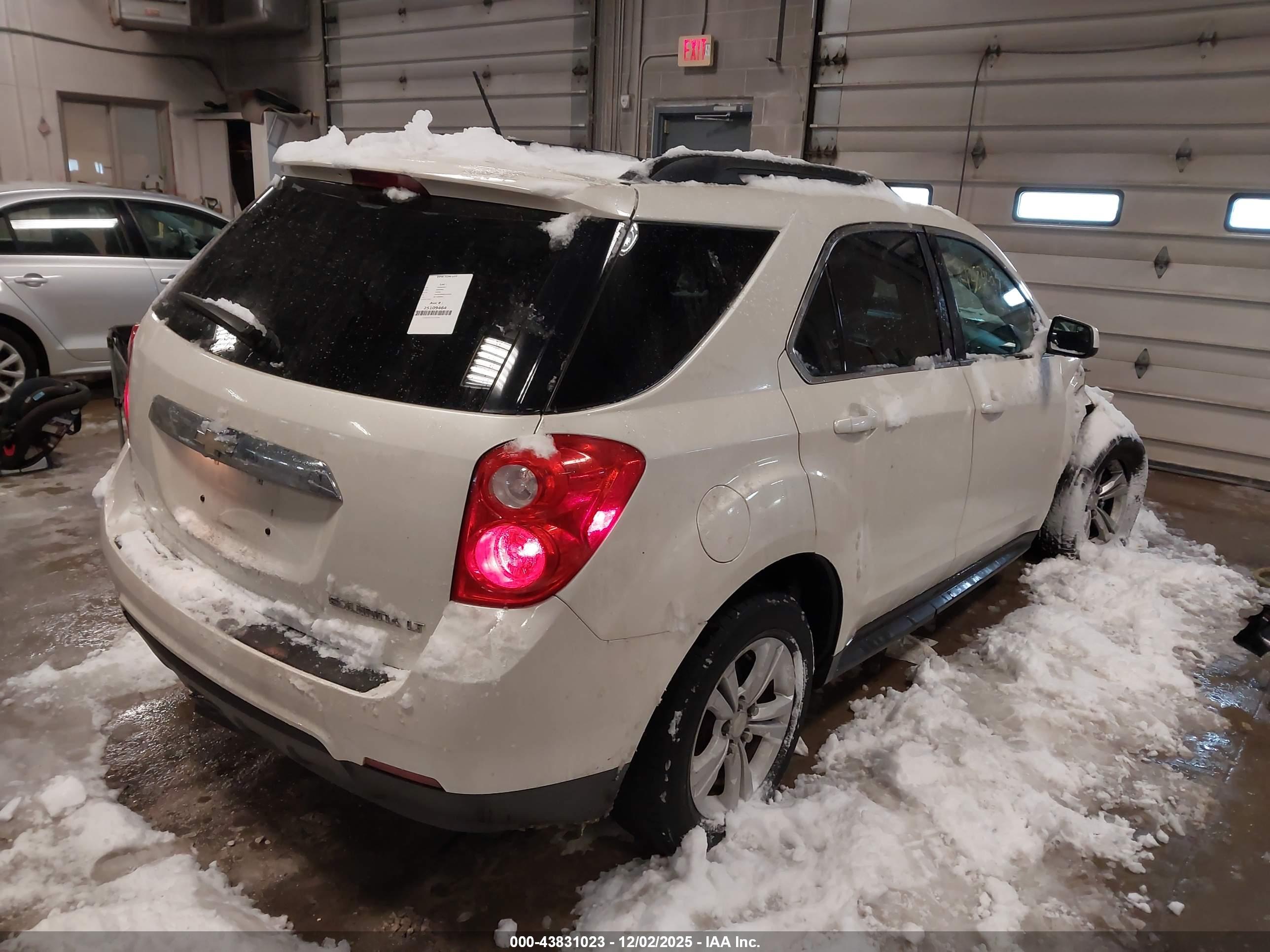 CHEVROLET EQUINOX image 4