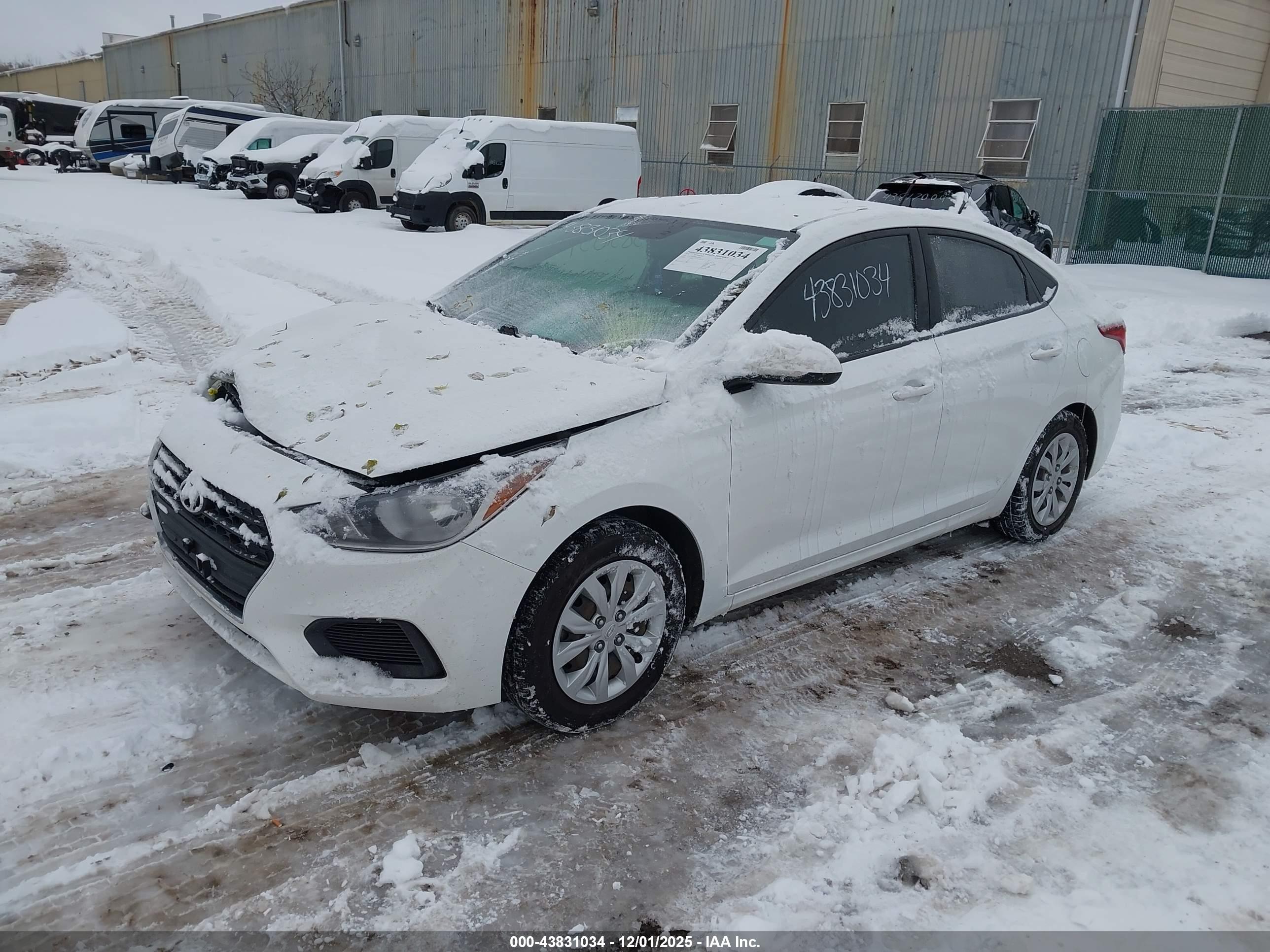 HYUNDAI ACCENT image 2