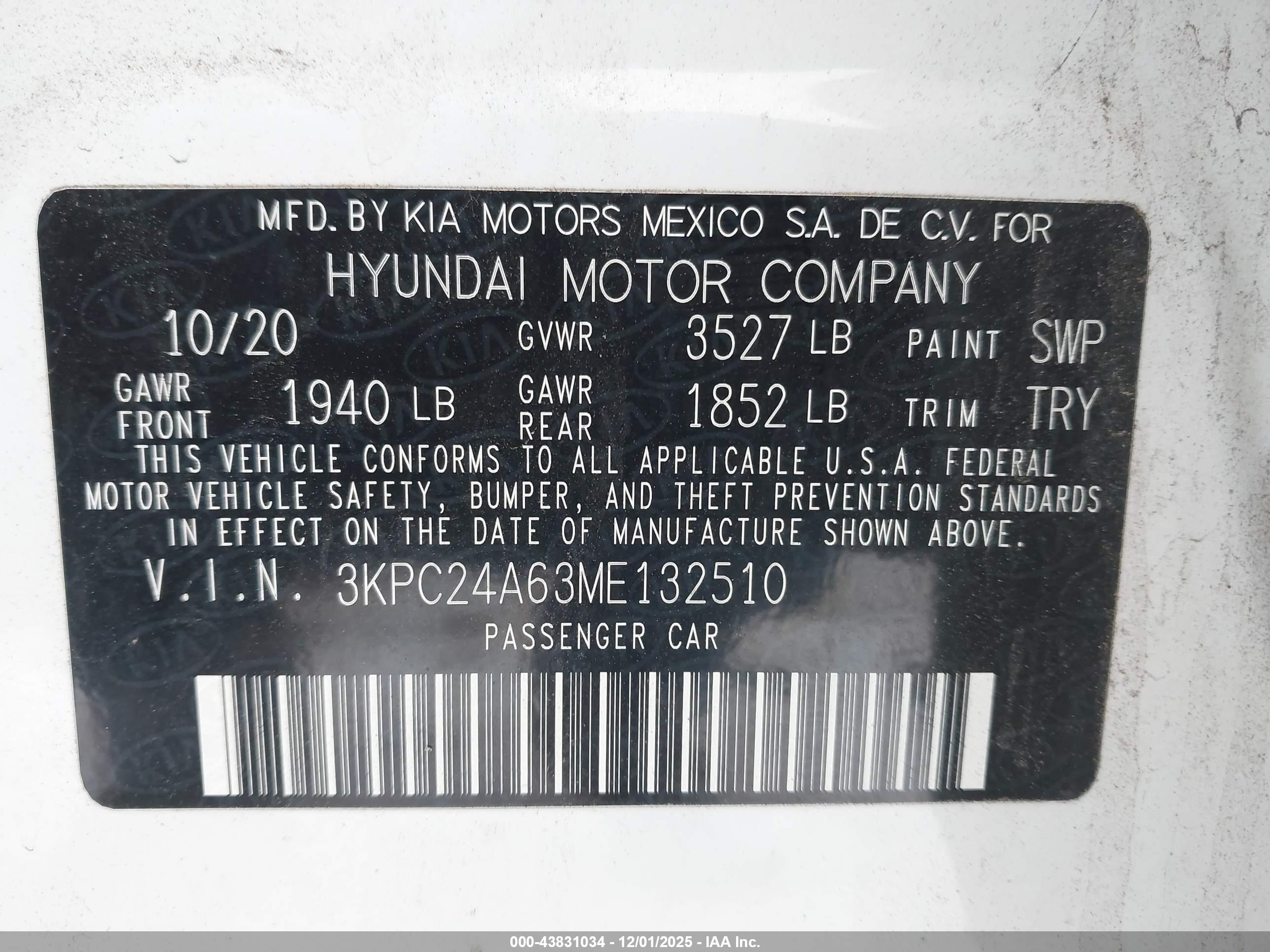 HYUNDAI ACCENT image 9
