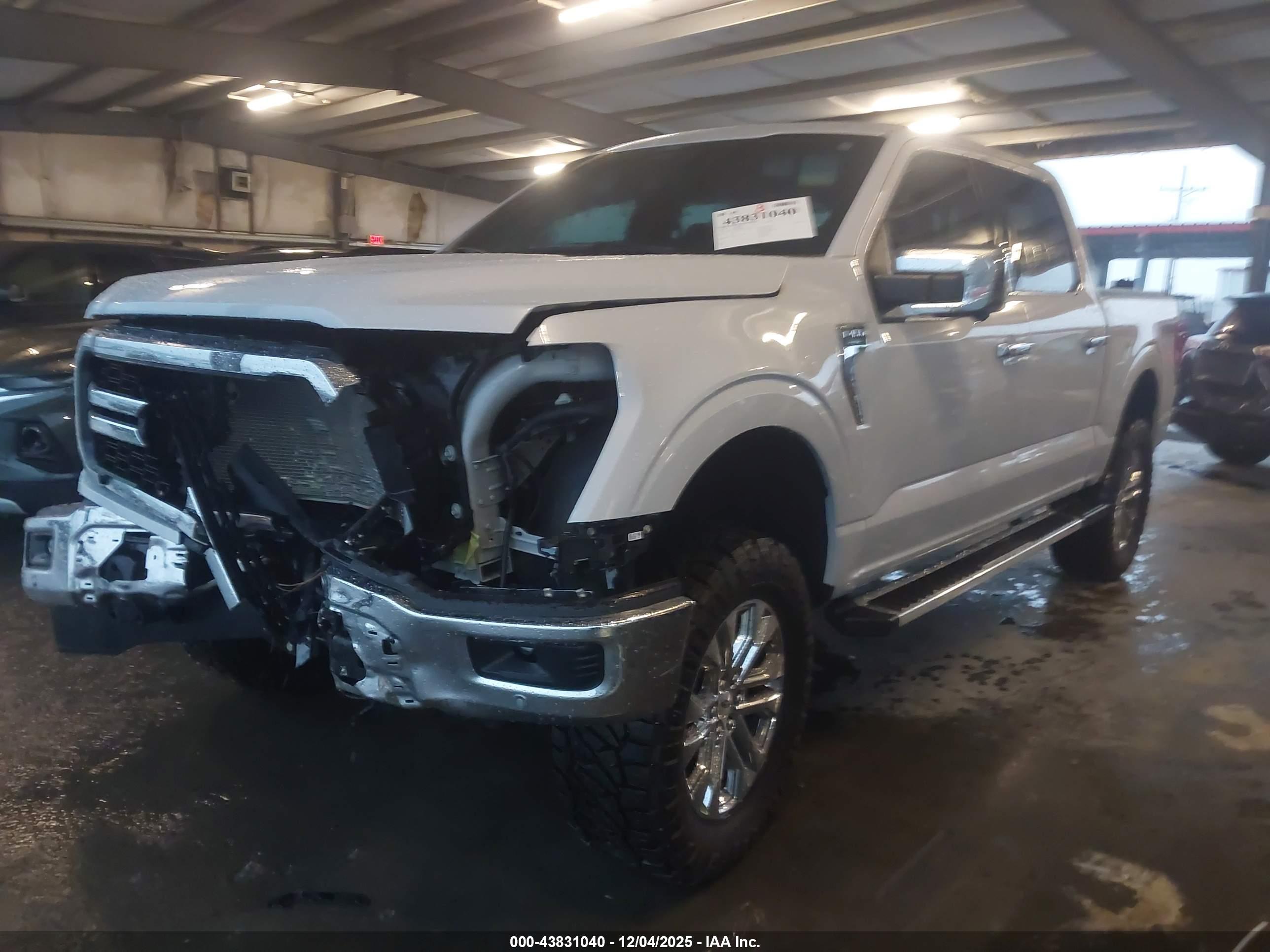 FORD F-150 image 2