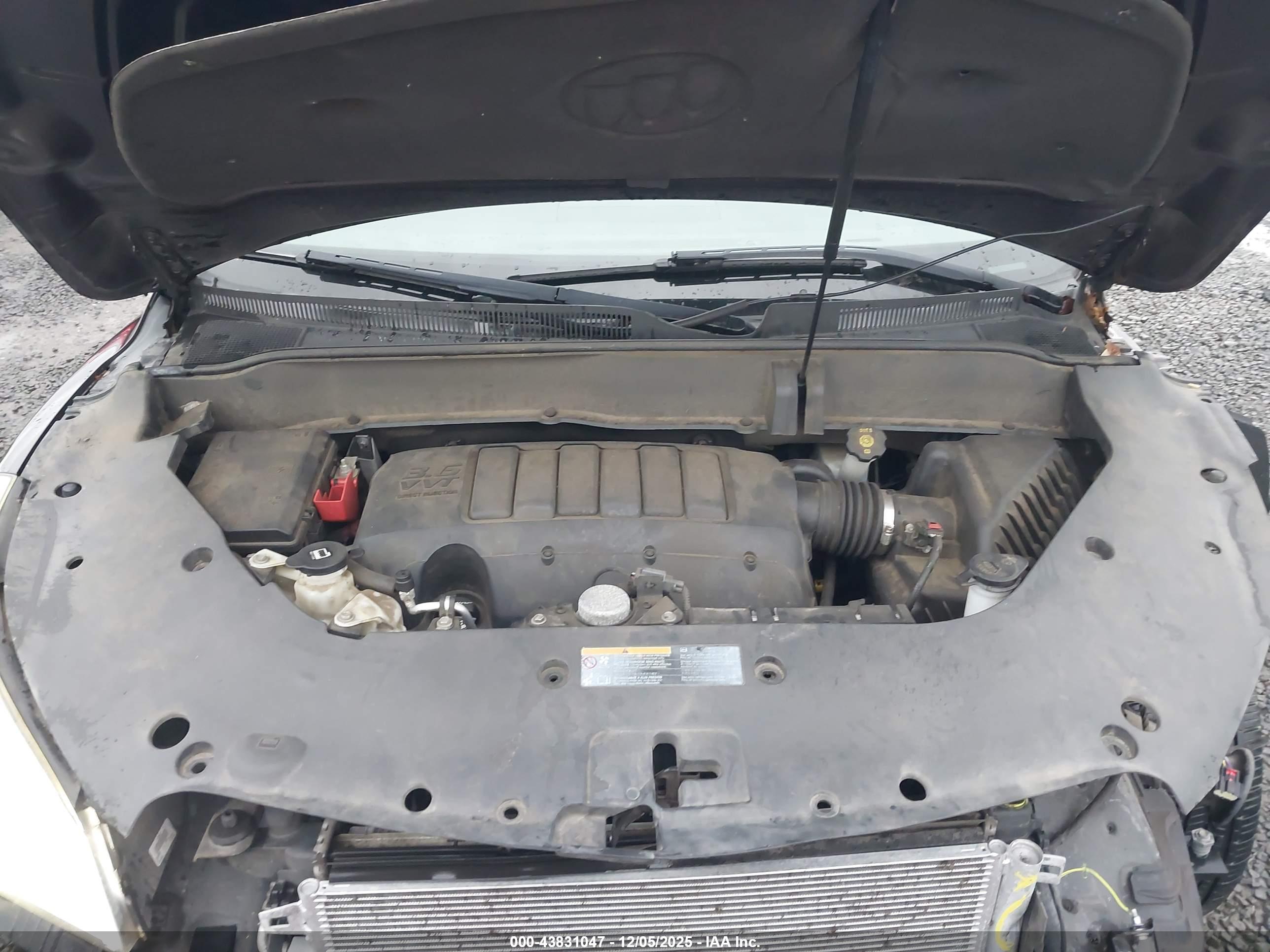 BUICK ENCLAVE image 10