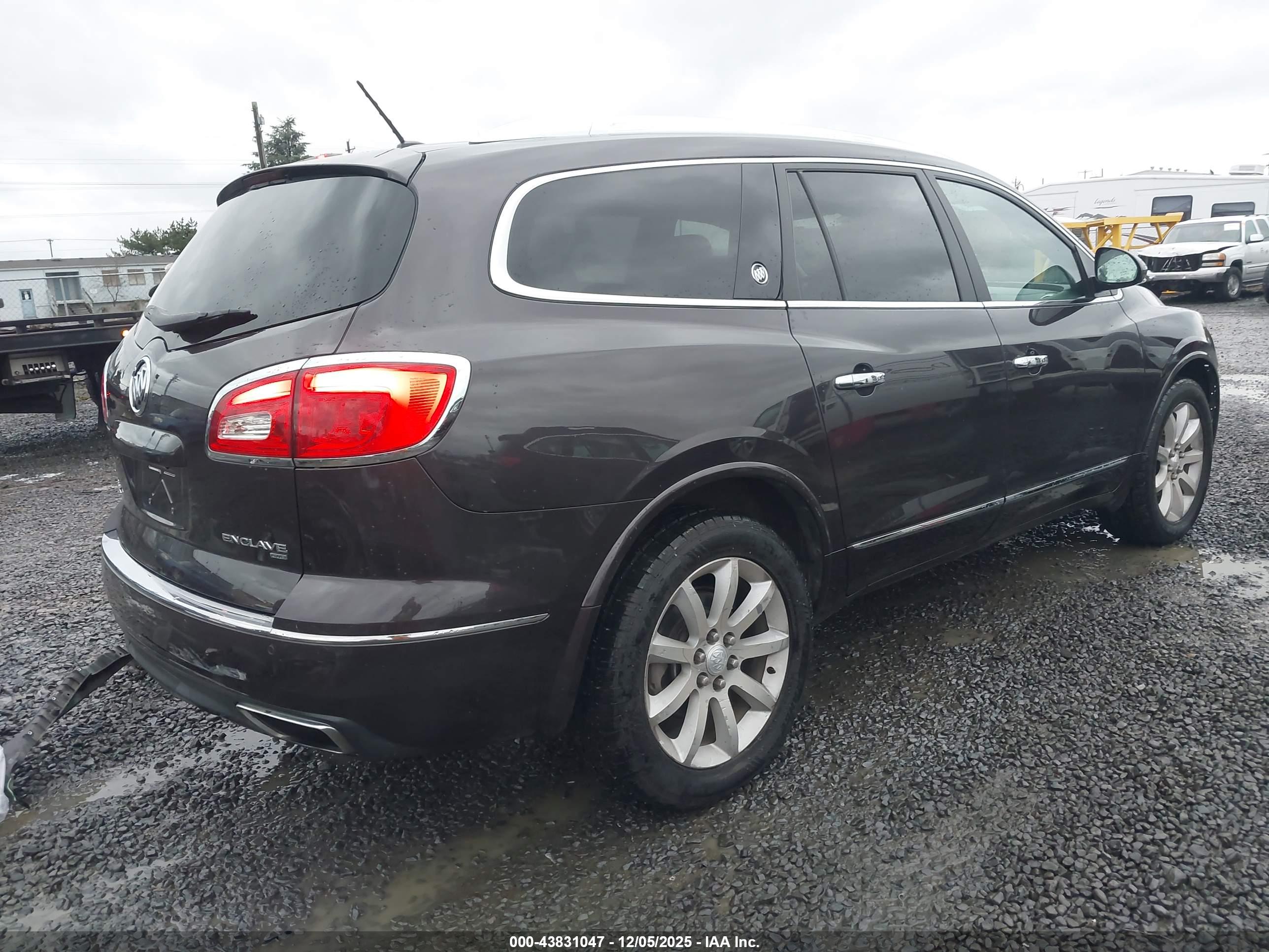 BUICK ENCLAVE image 4