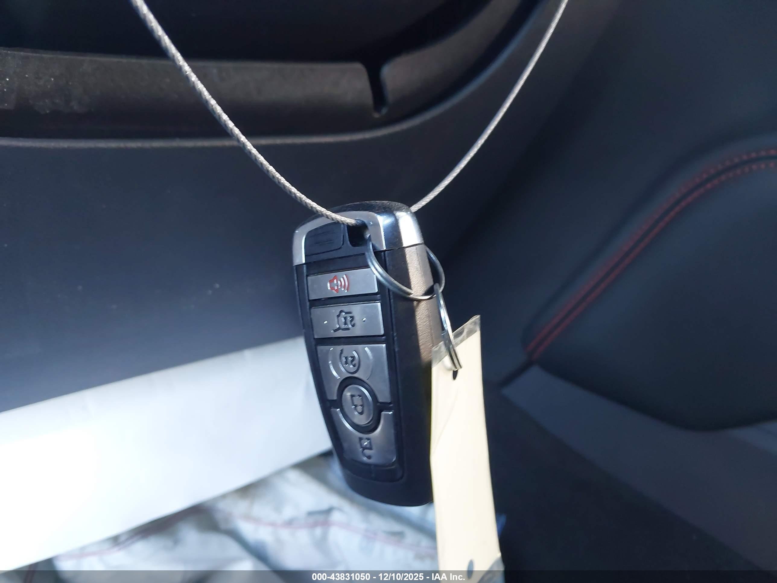 FORD EXPLORER image 11