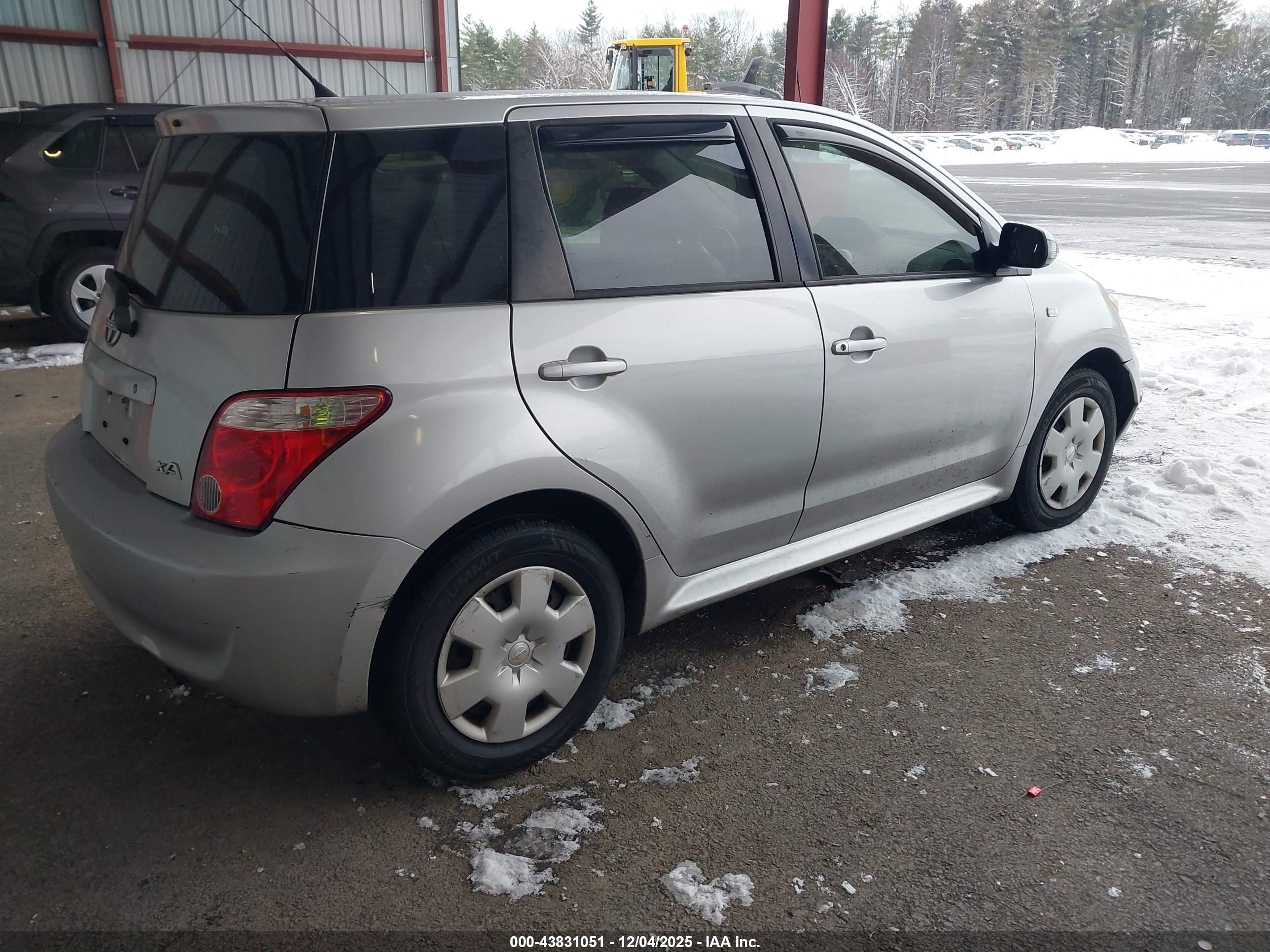 SCION XA image 4
