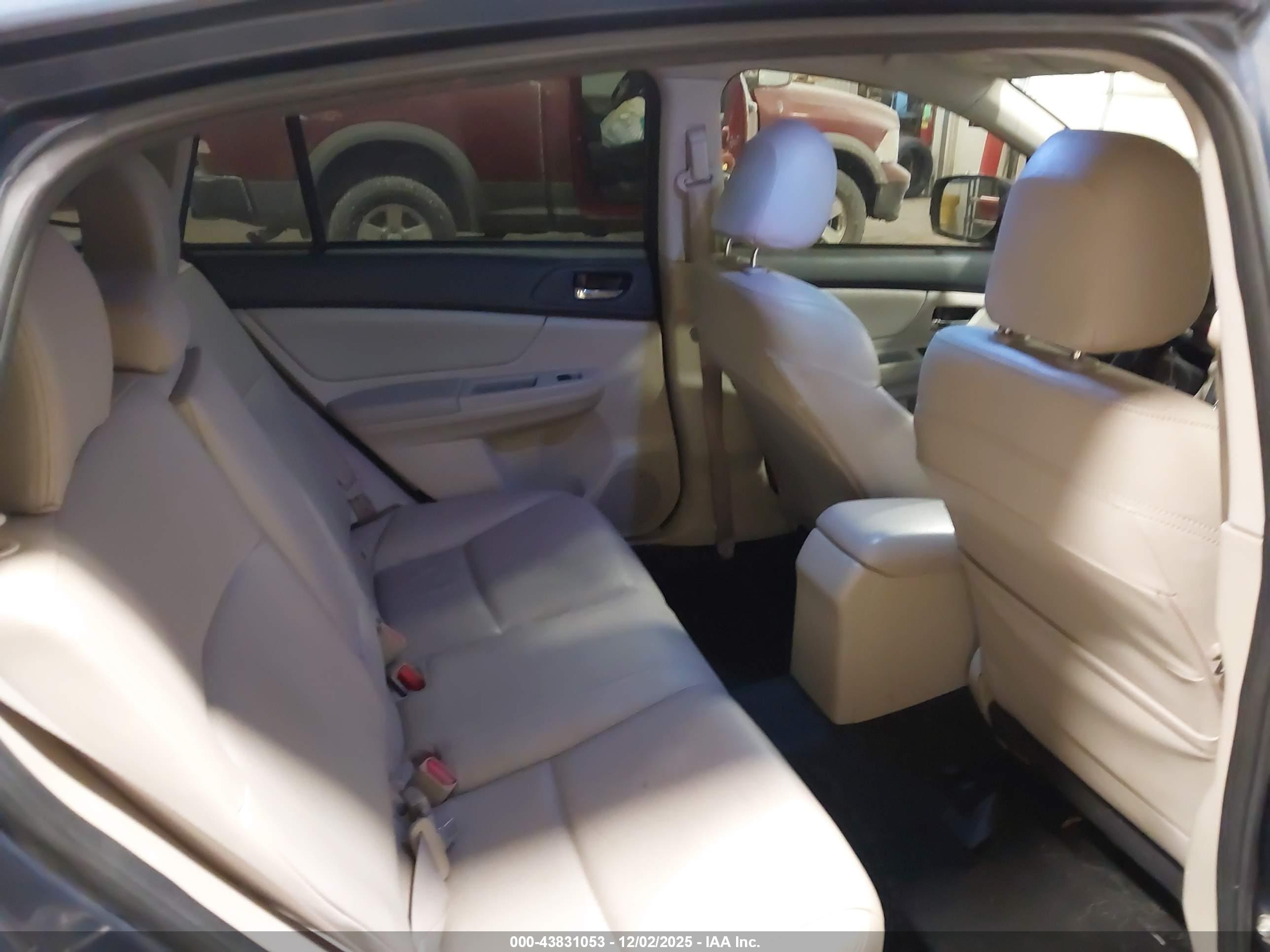 SUBARU XV image 8