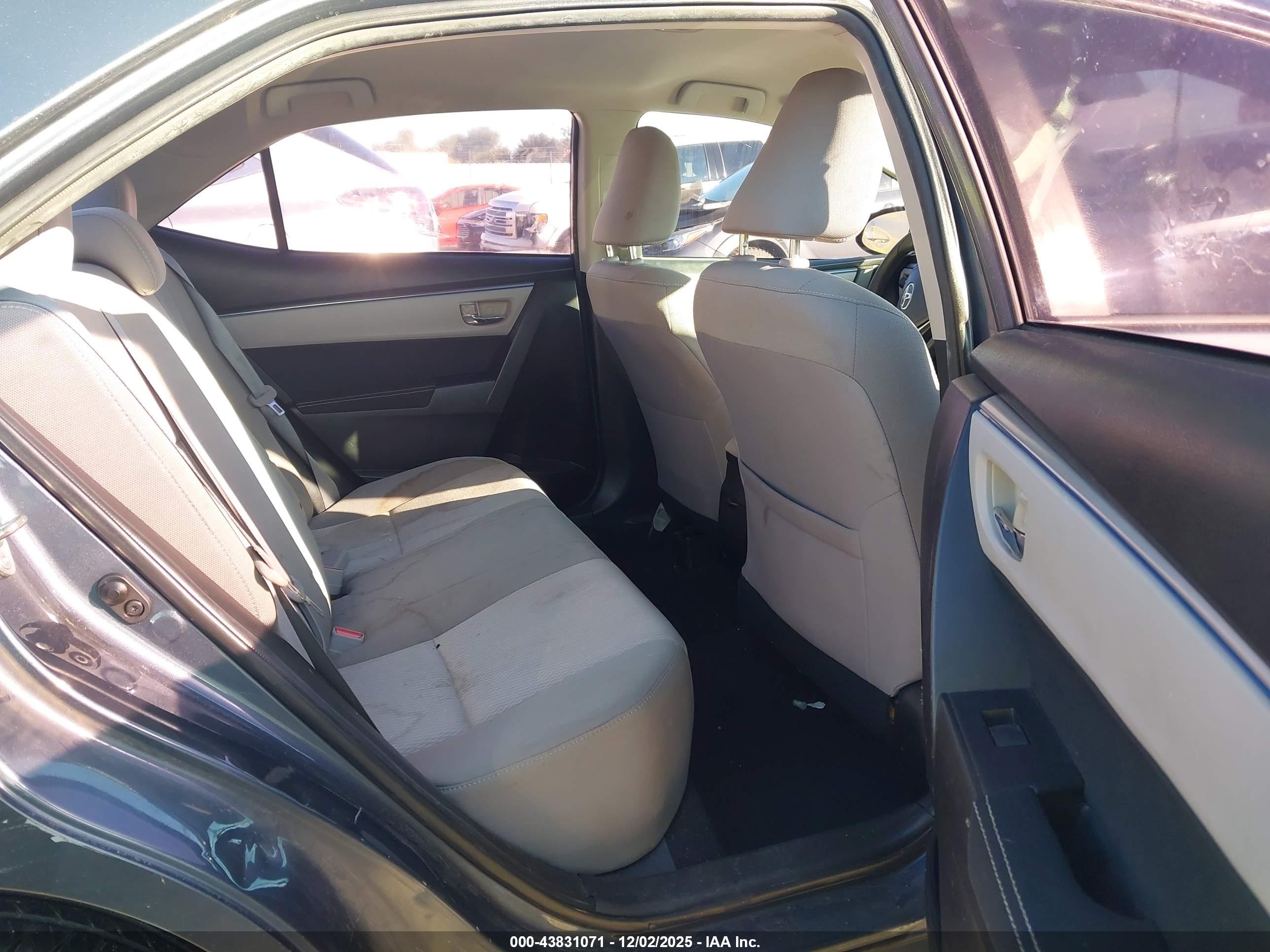 TOYOTA COROLLA image 8