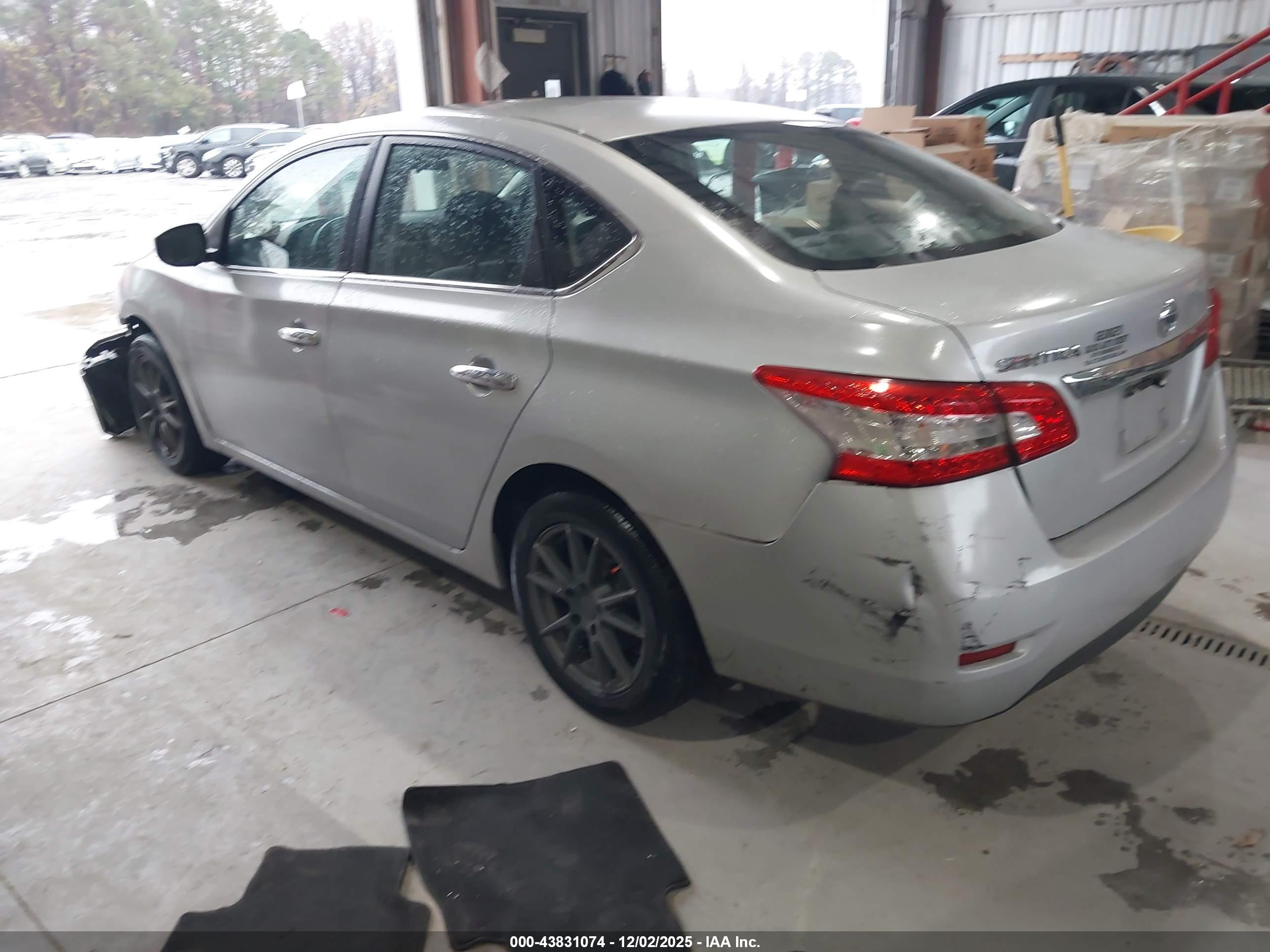 NISSAN SENTRA image 3