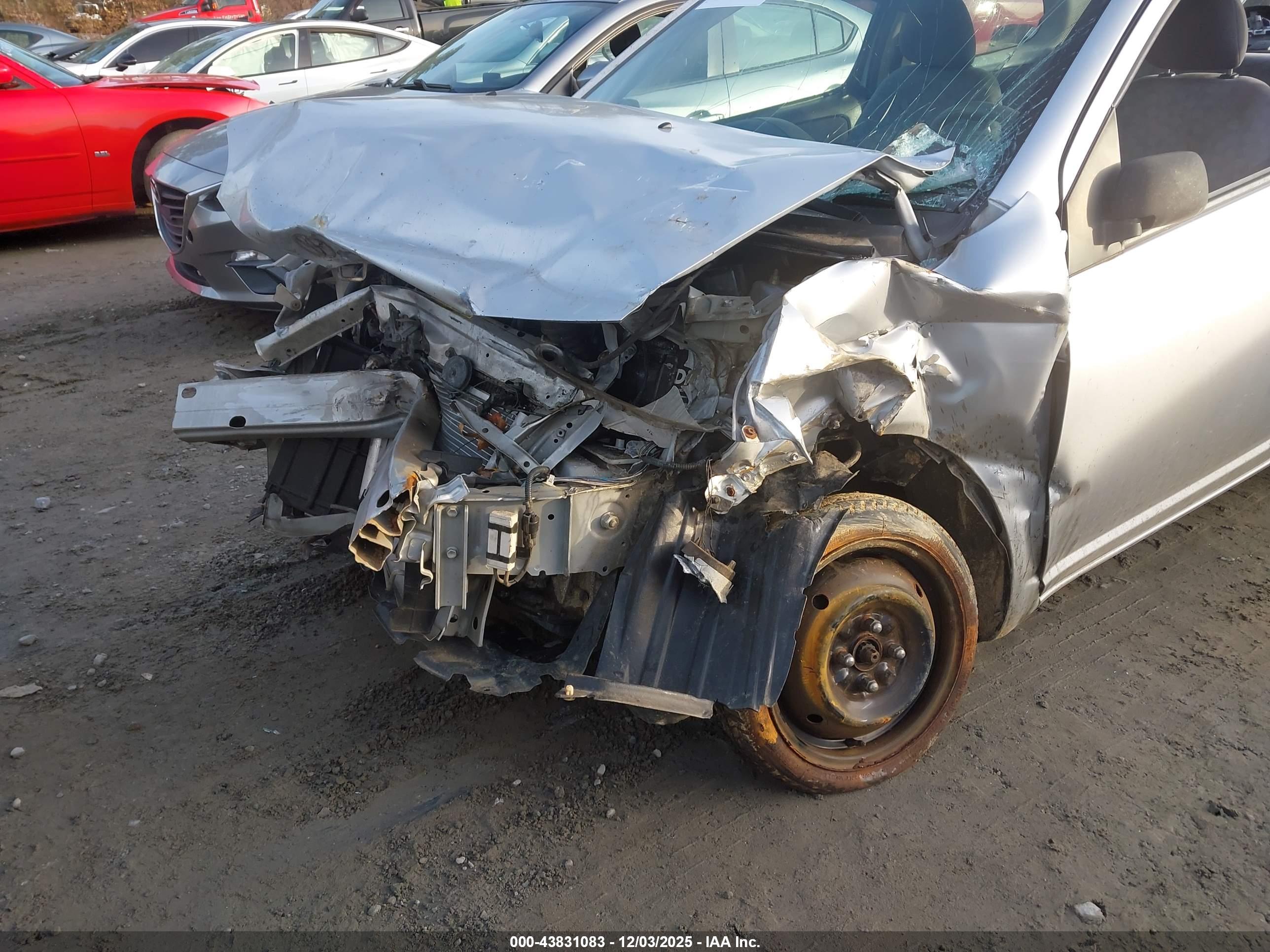 TOYOTA ECHO image 6