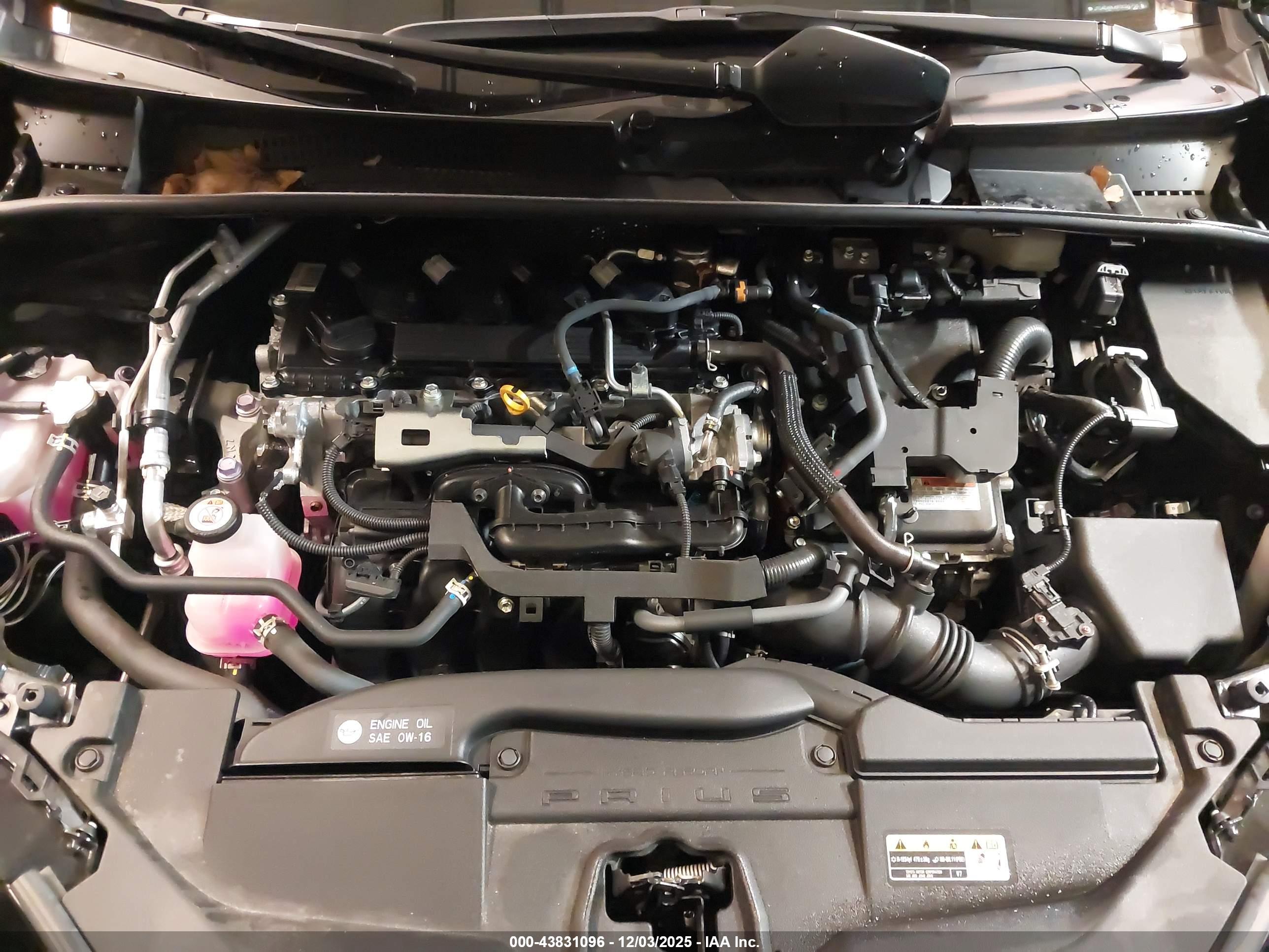 TOYOTA PRIUS image 10