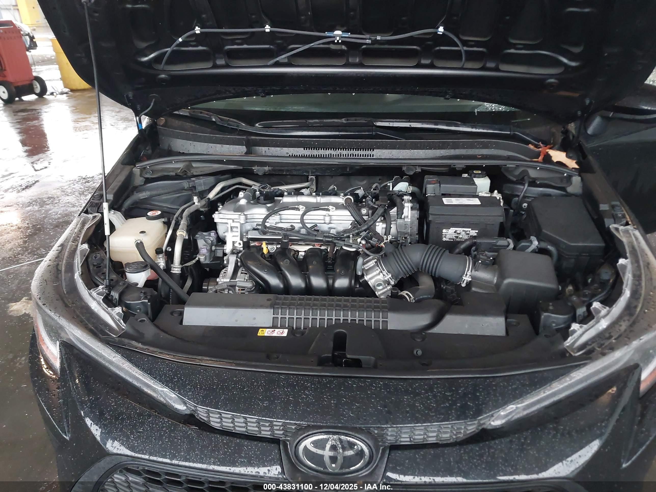 TOYOTA COROLLA image 10
