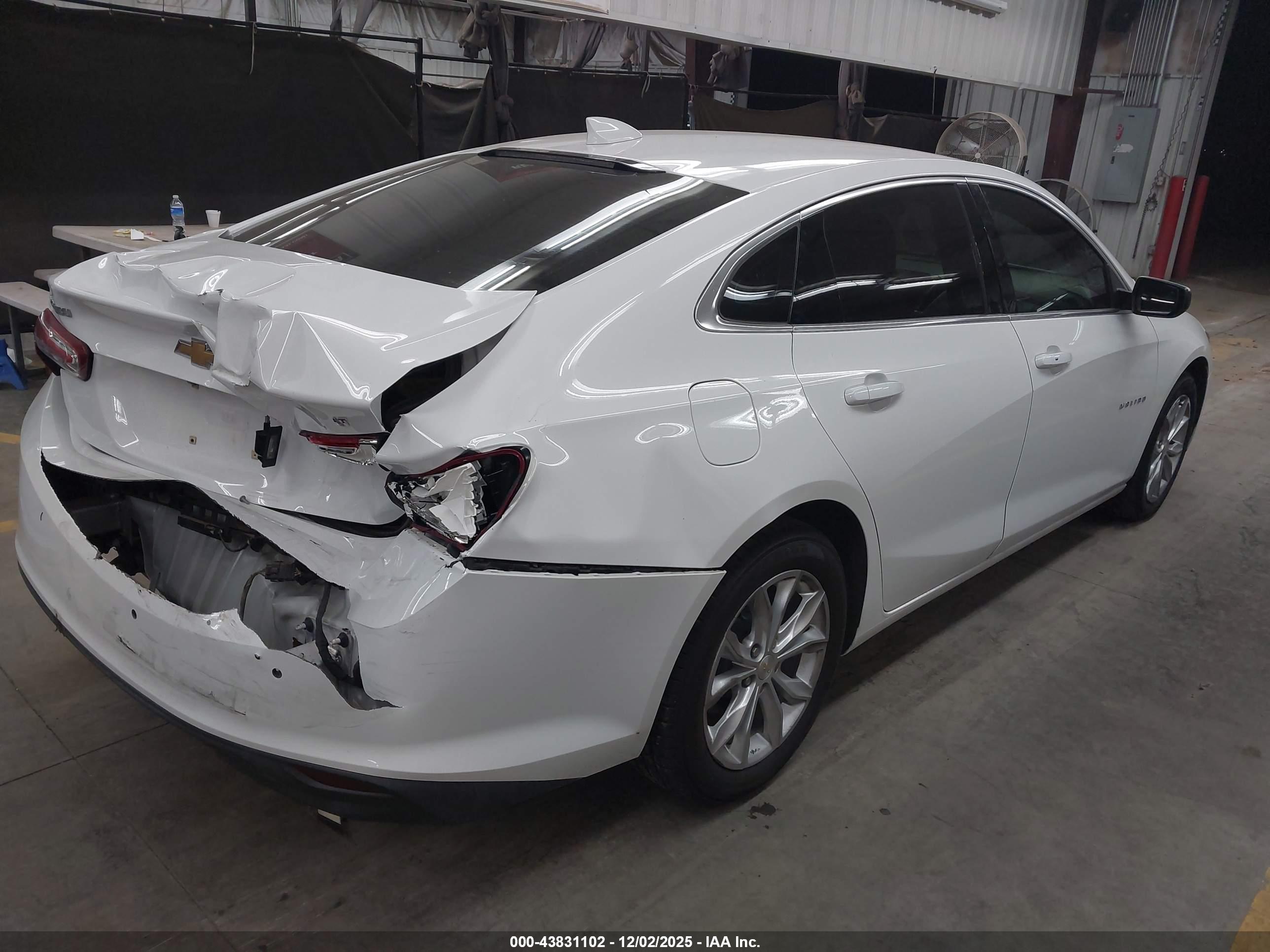 CHEVROLET MALIBU image 4