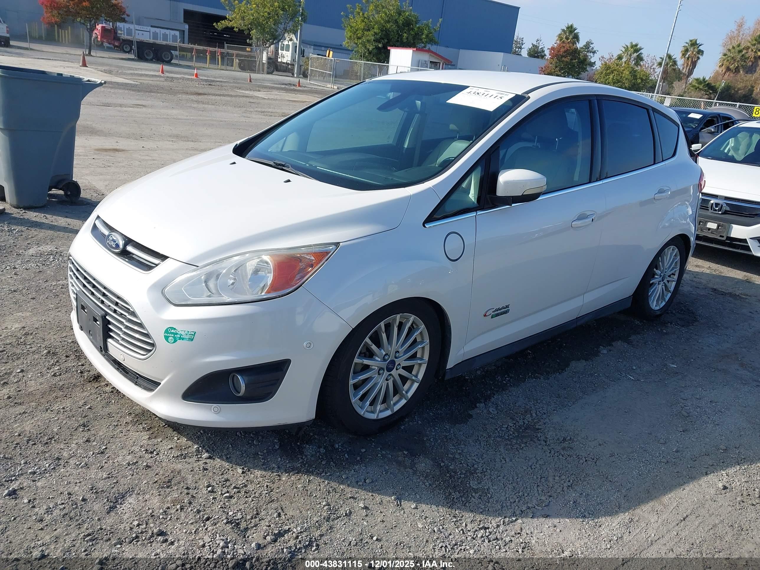 FORD C-MAX image 2