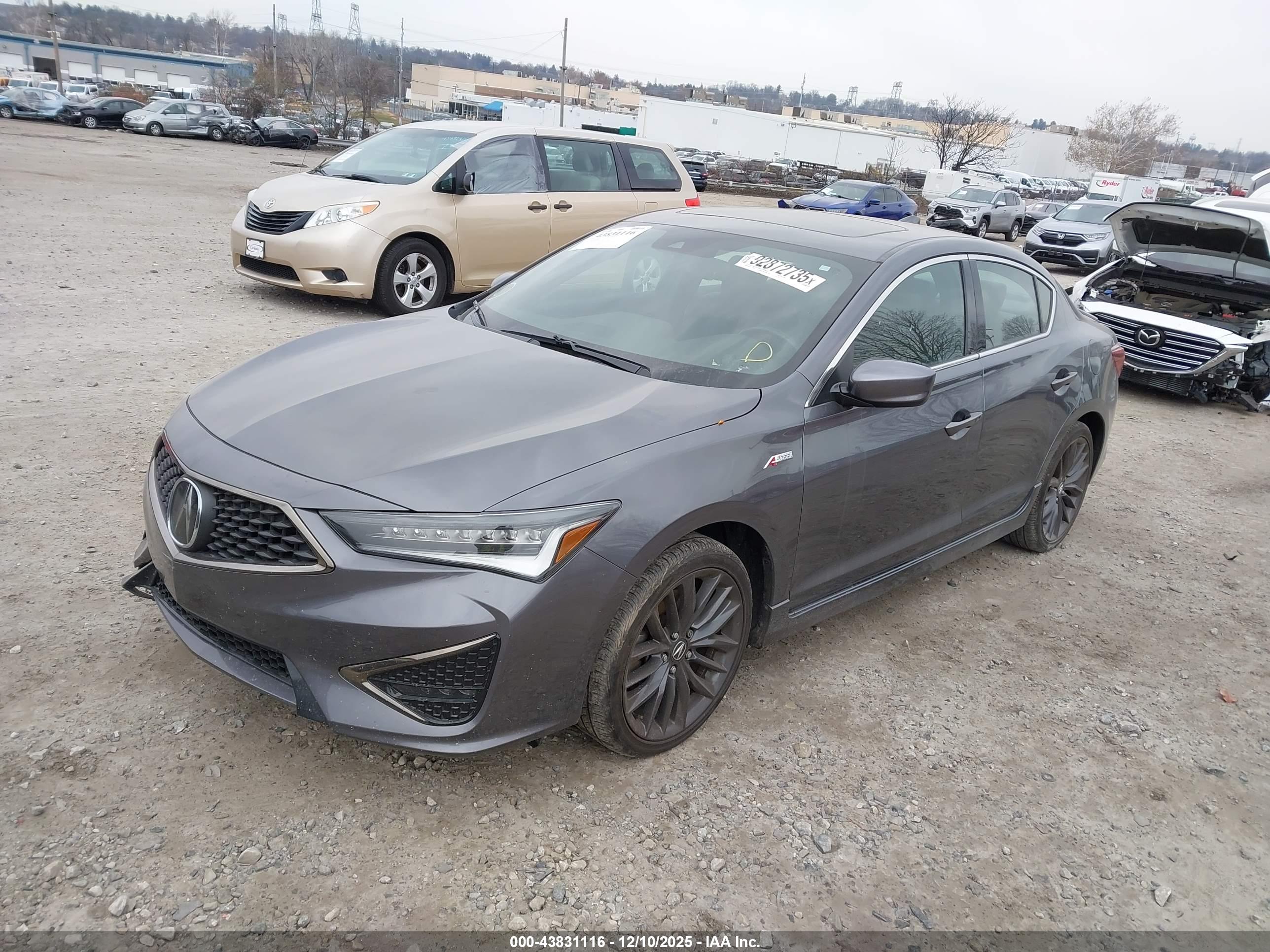 ACURA ILX image 2