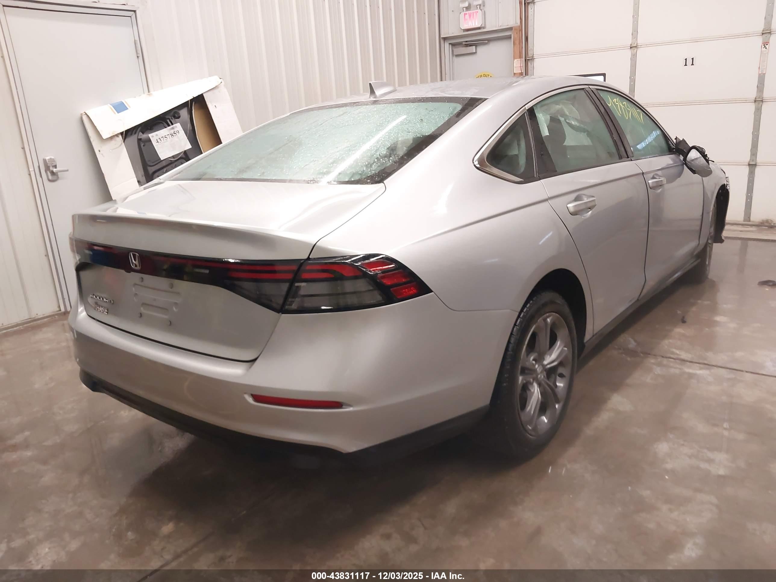 HONDA ACCORD image 4