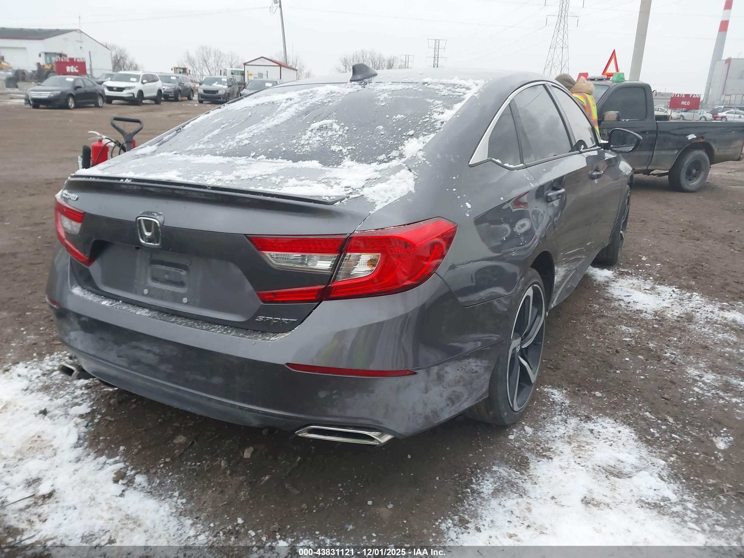 HONDA ACCORD image 4