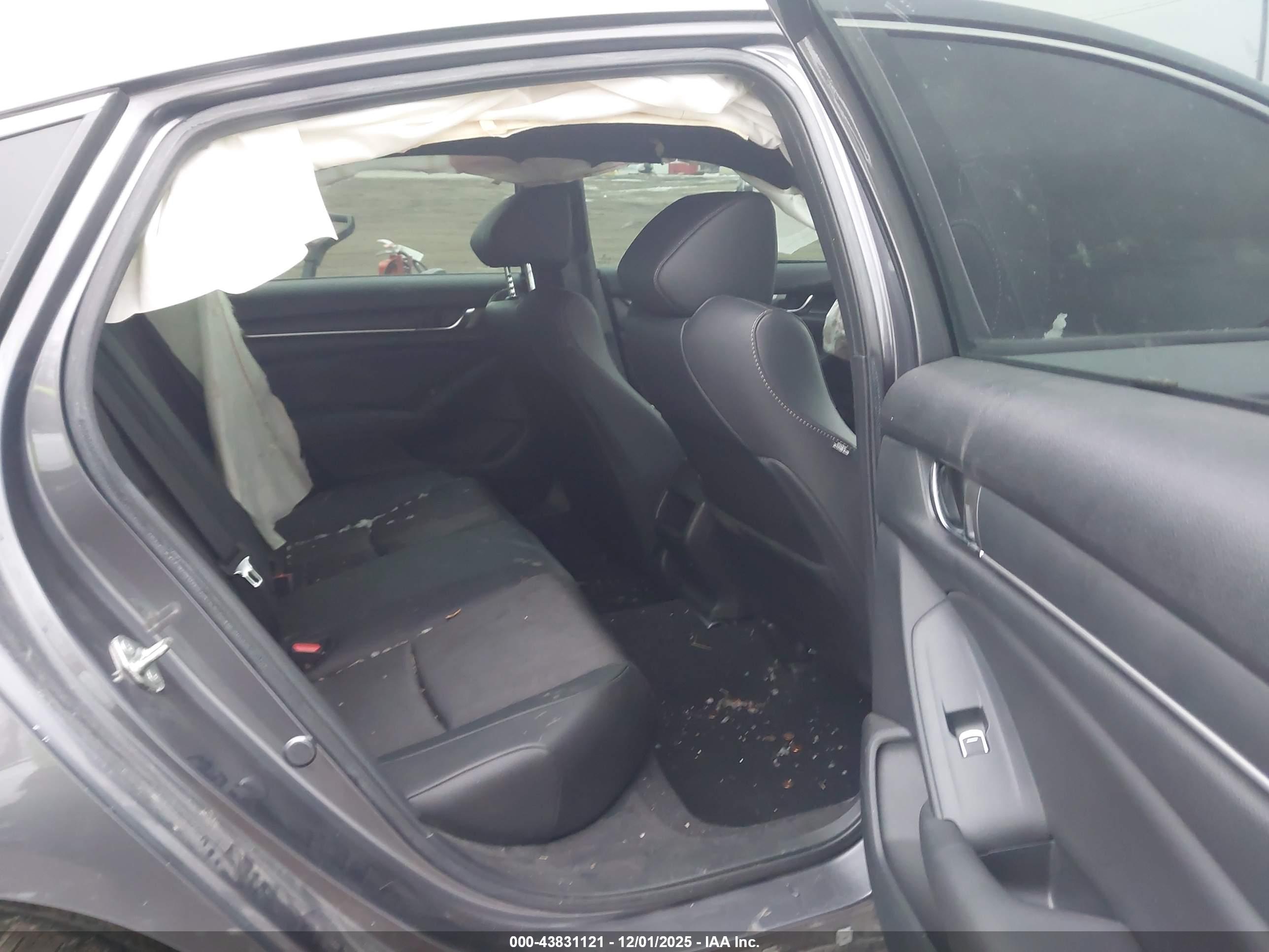 HONDA ACCORD image 8