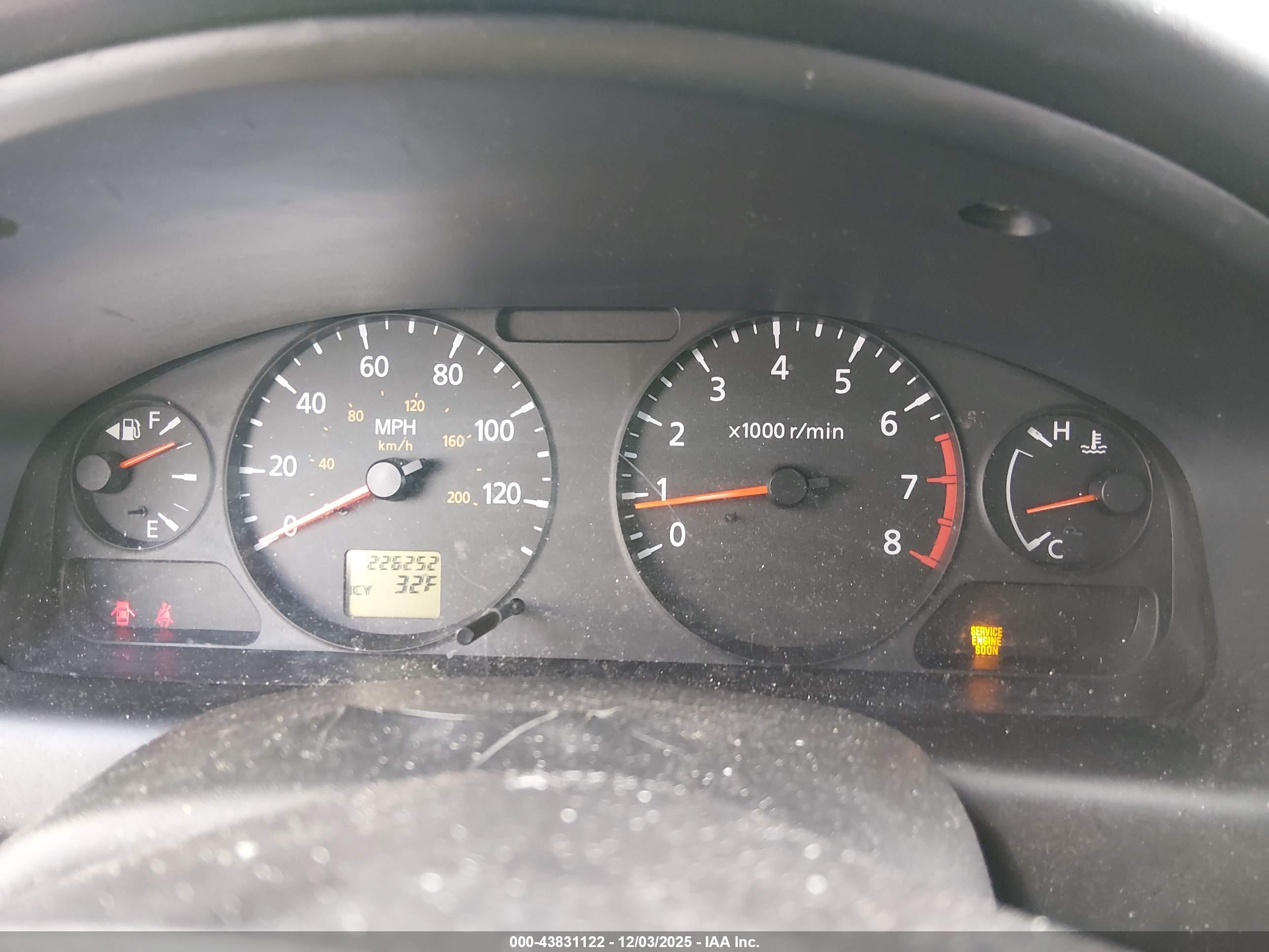 NISSAN SENTRA image 7