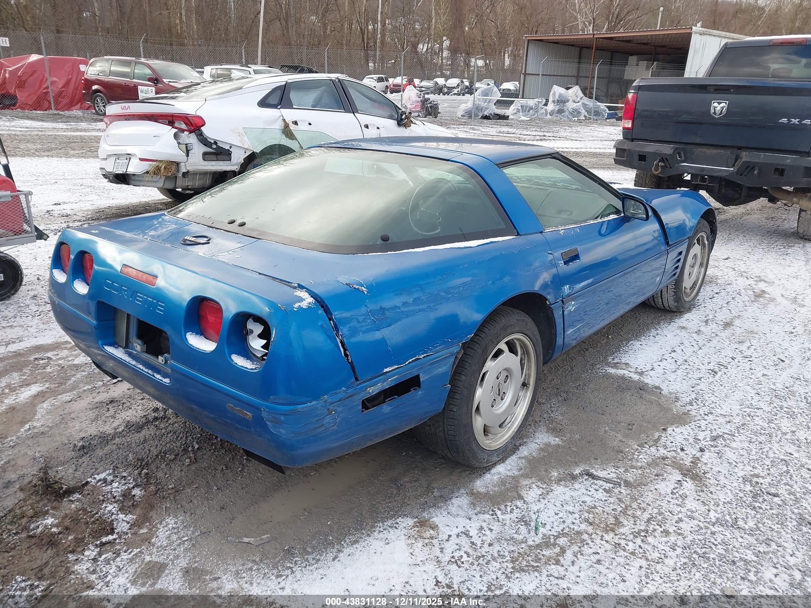 CHEVROLET CORVETTE image 4